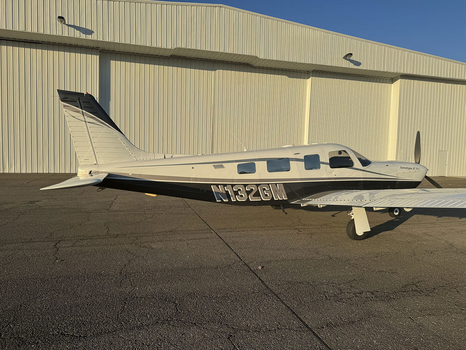 2004 Piper PA-32R-301T Saratoga 2 TC - Exterior