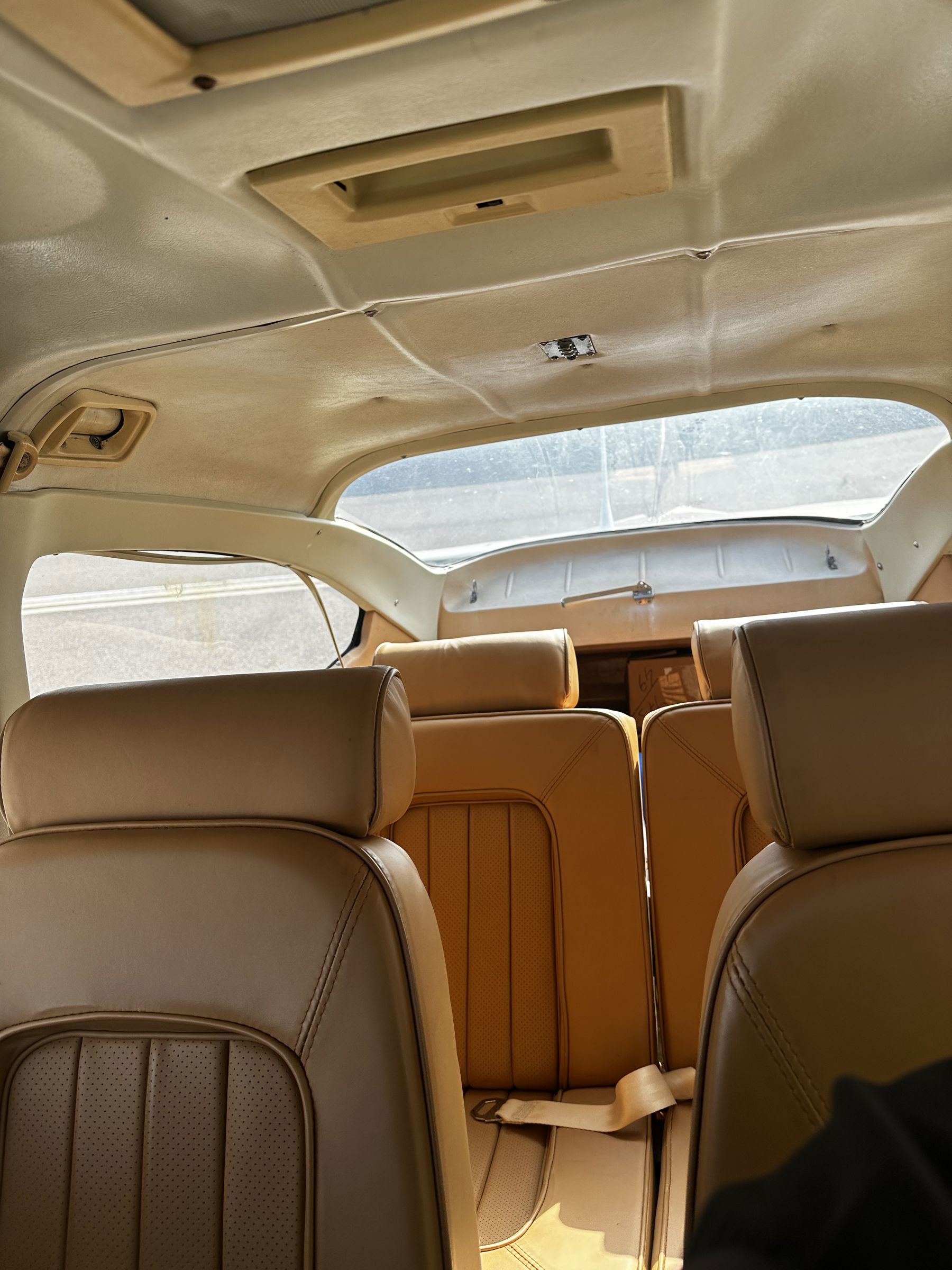 1975 Cessna 182P Skylane - Interior