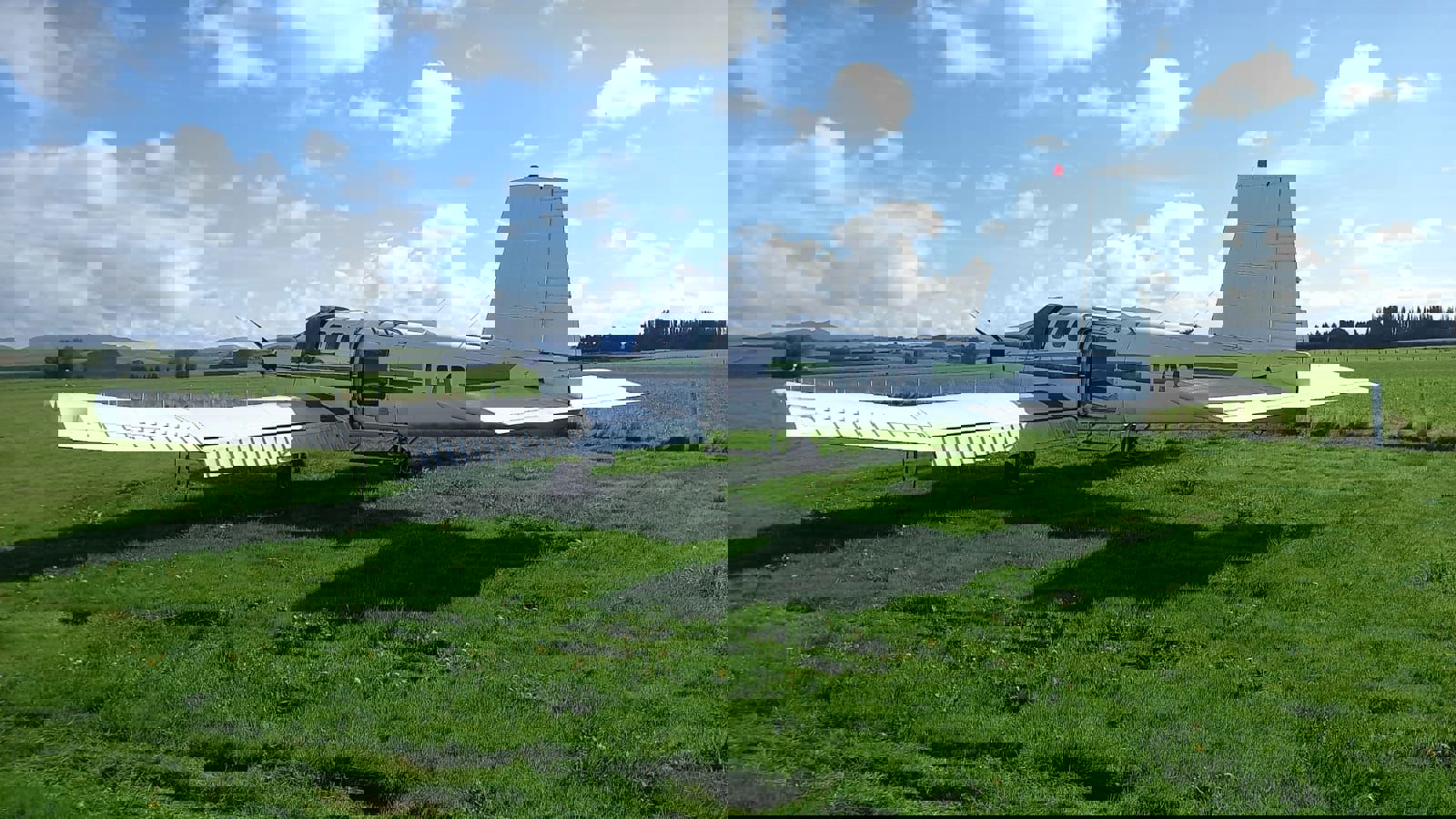 1971 Fletcher FU-24 - Exterior