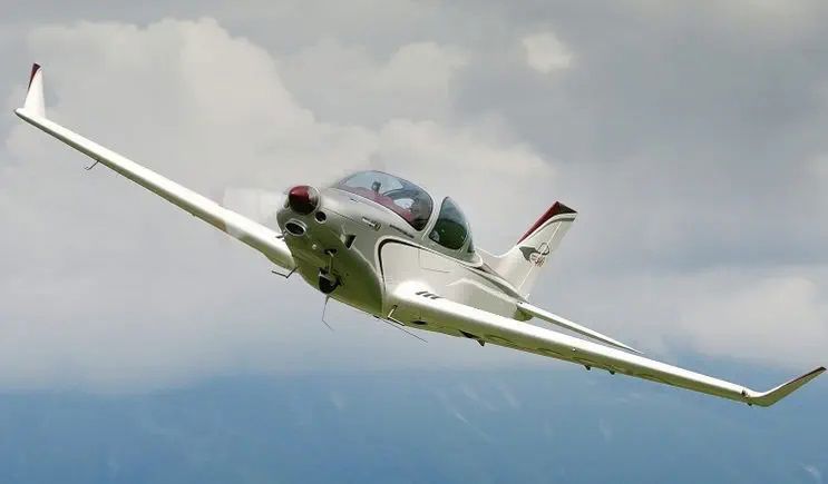 2017 Alpi Aviation Pioneer 400 - Exterior