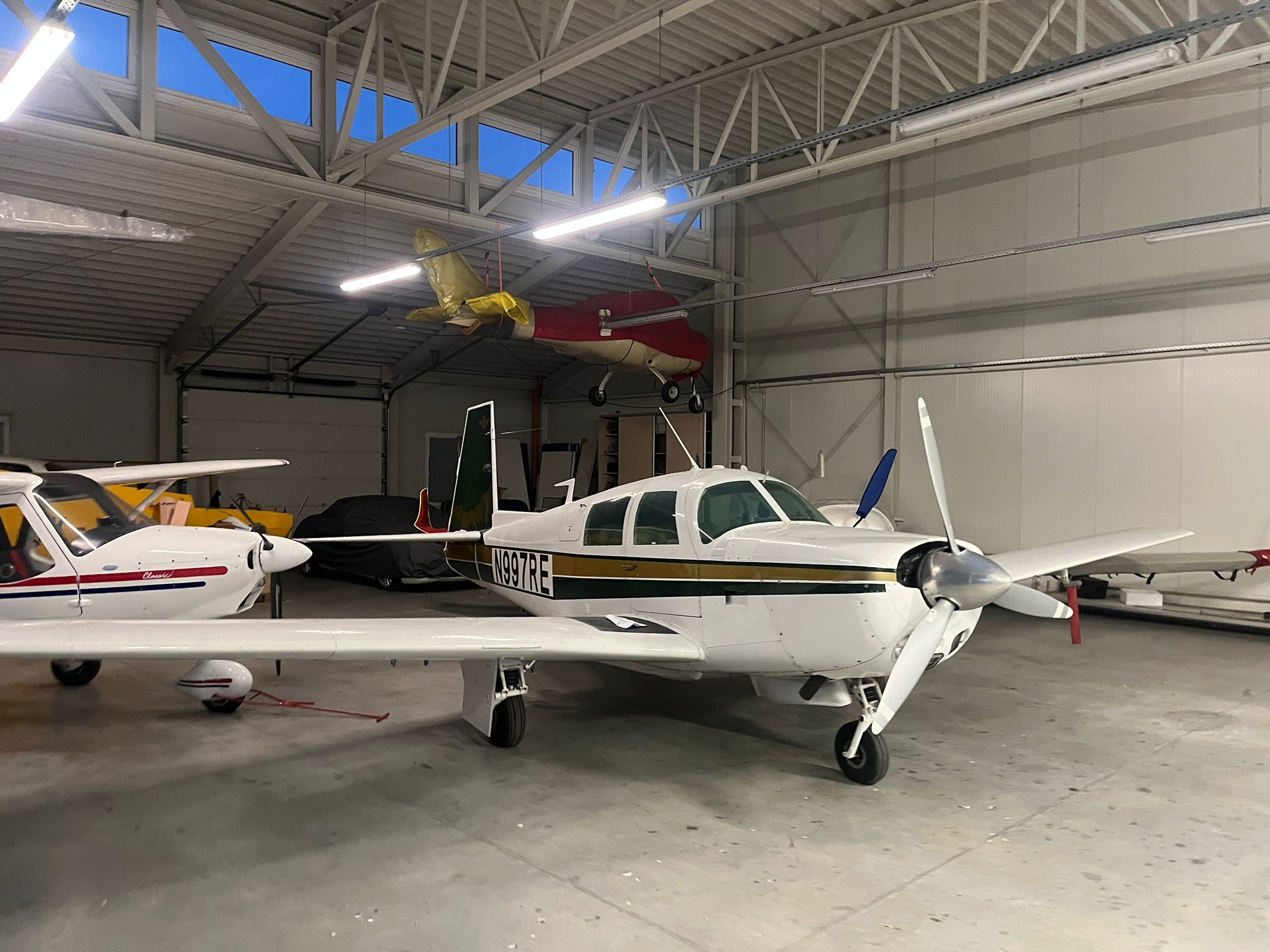 1966 Mooney M20E Super 21 - Exterior