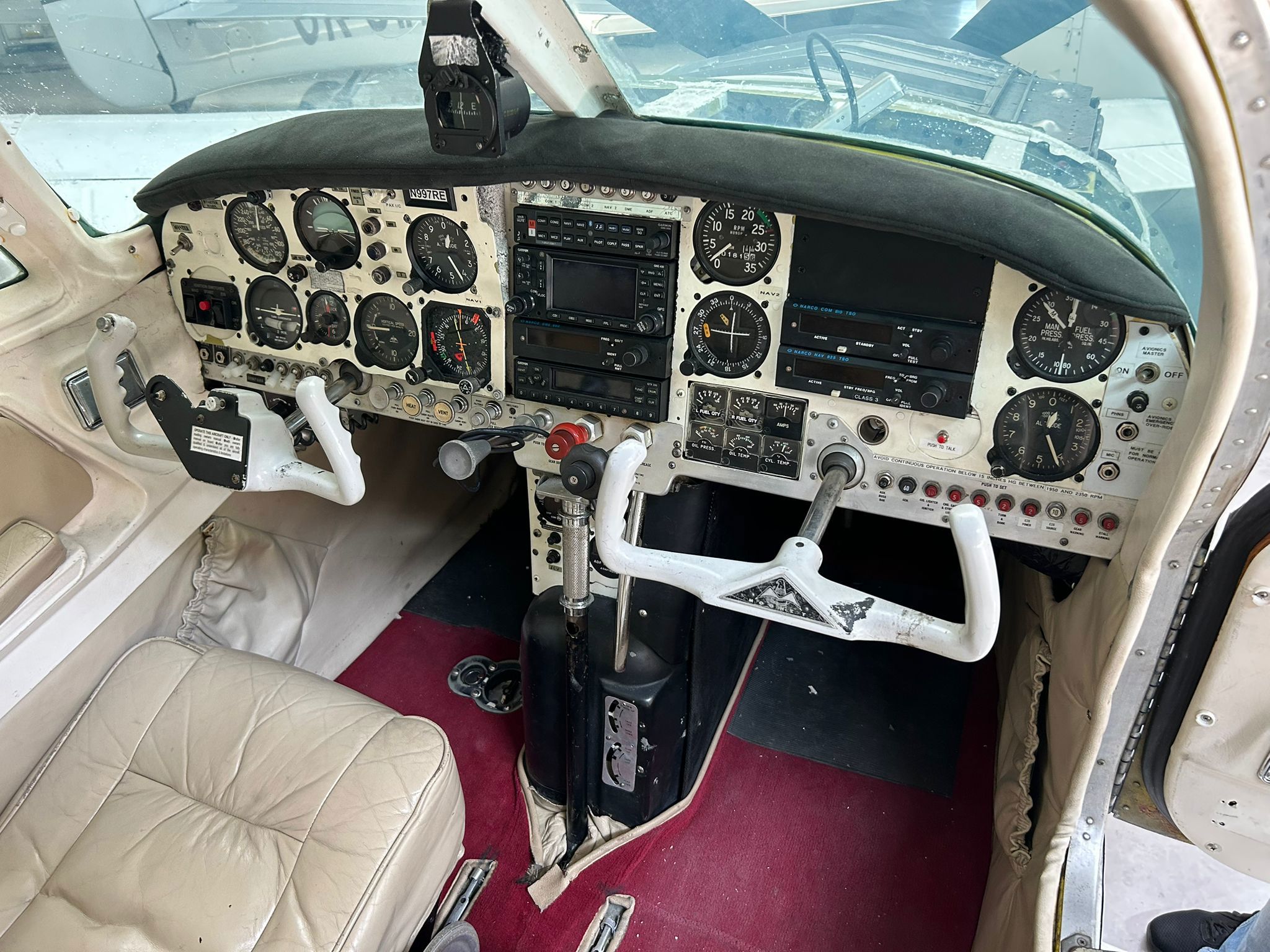 1966 Mooney M20E Super 21 - Interior