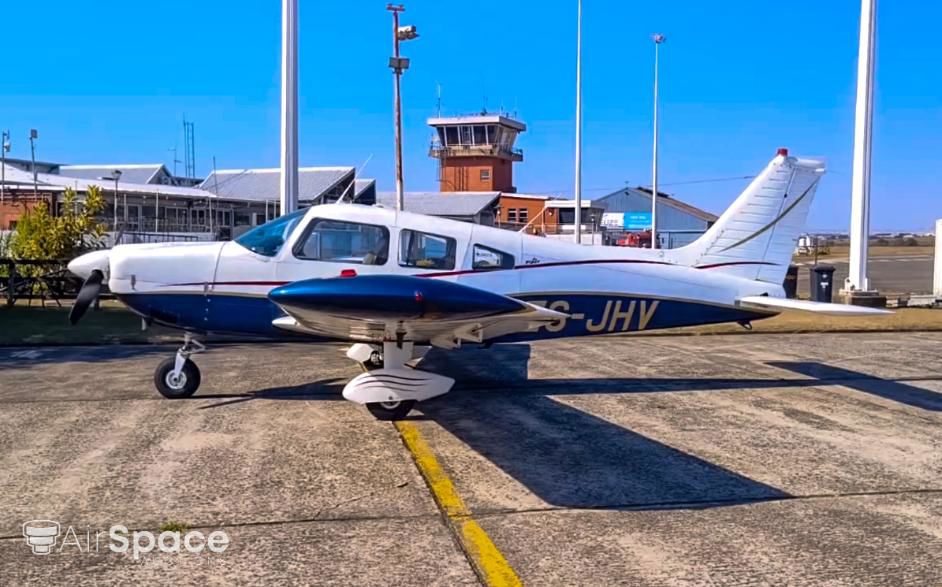 1975 Piper PA-28-235 Cherokee Pathfinder - Exterior