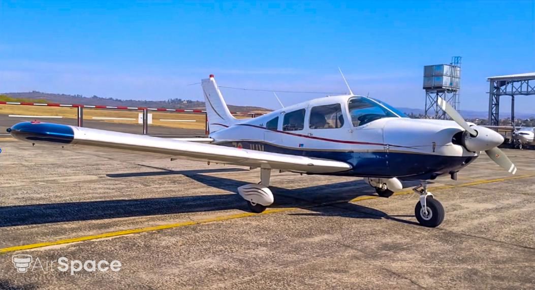 1975 Piper PA-28-235 Cherokee Pathfinder - Exterior