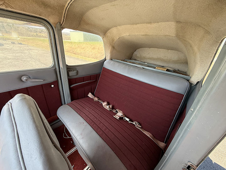 1959 Cessna 172 - Interior