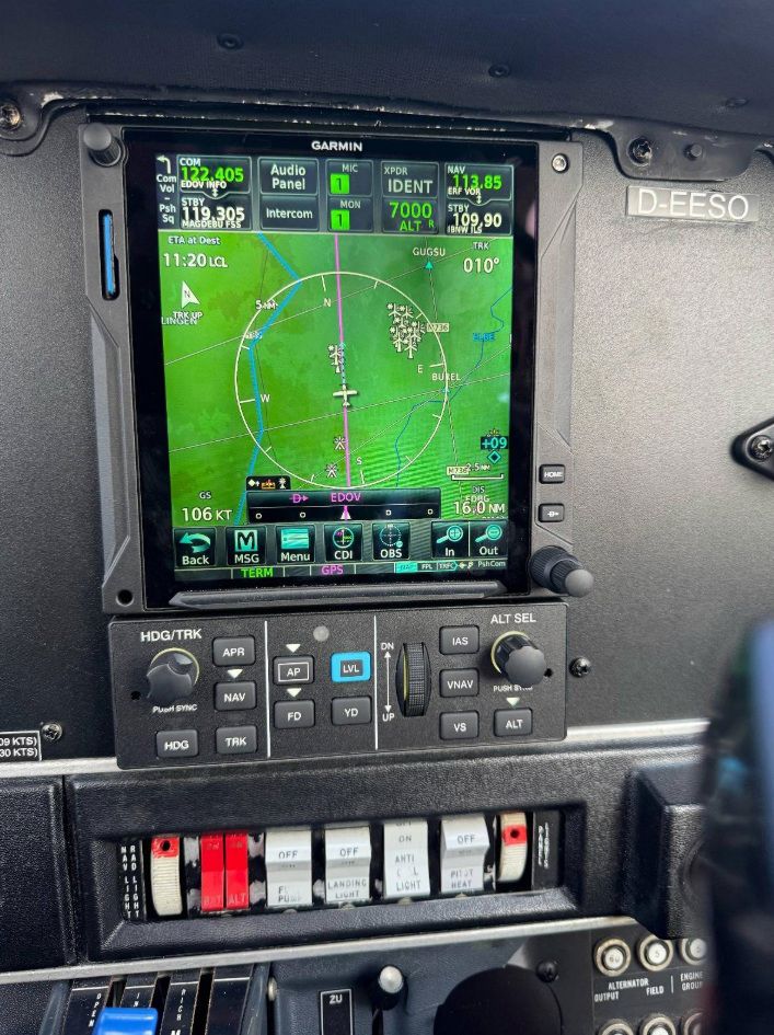 1974 Piper PA-28R-200 Arrow - Interior