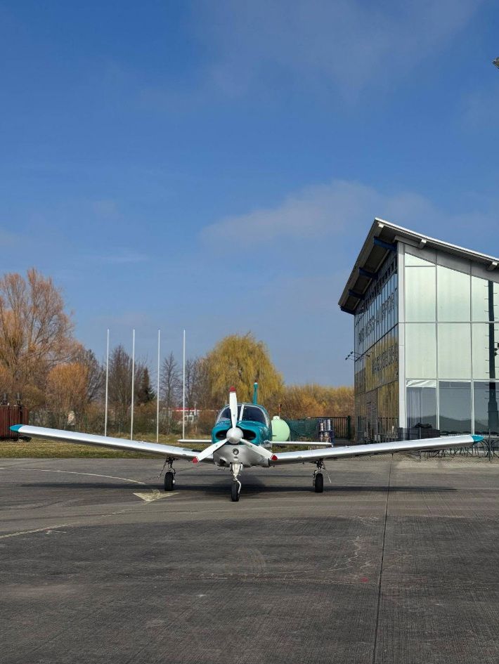 1974 Piper PA-28R-200 Arrow - Exterior