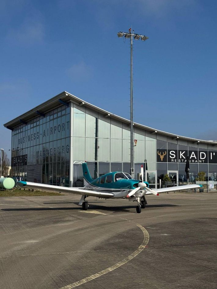 1974 Piper PA-28R-200 Arrow - Exterior