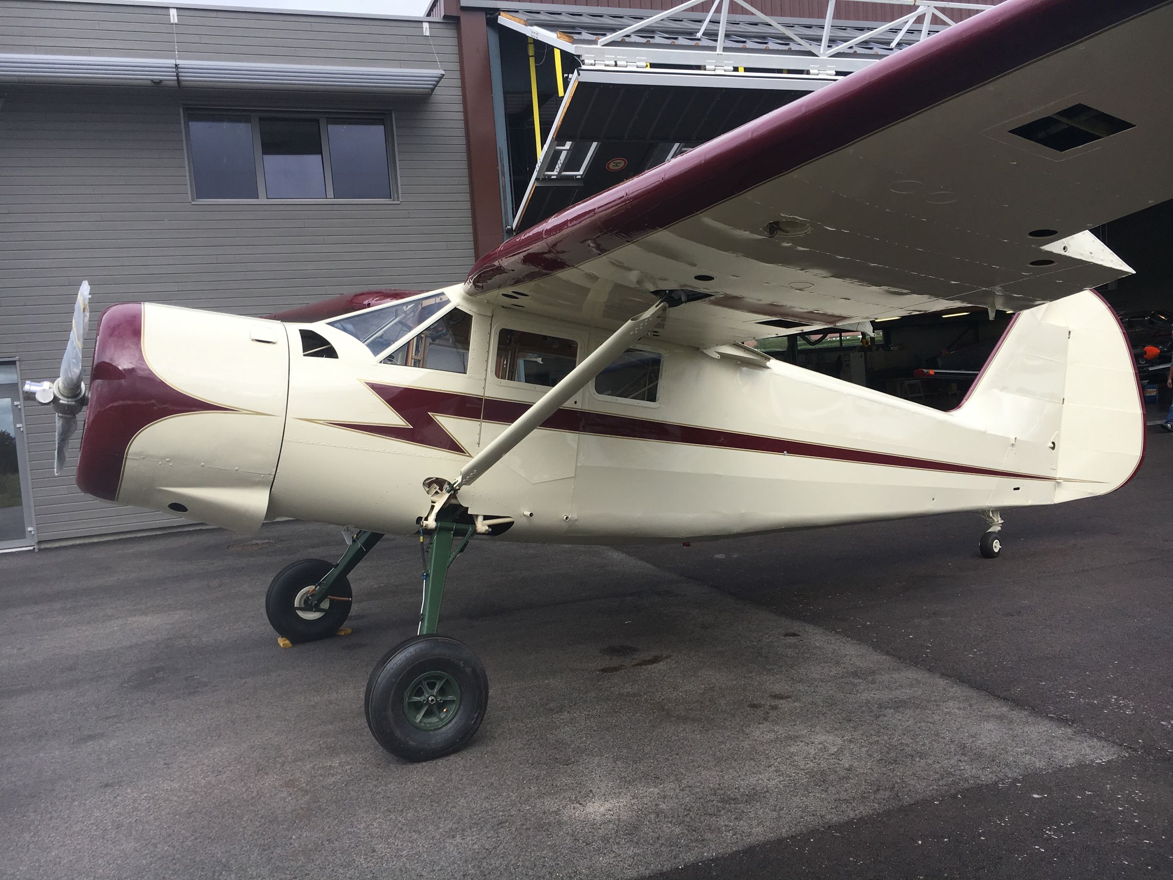 1942 Stinson V-77 Reliant - Exterior