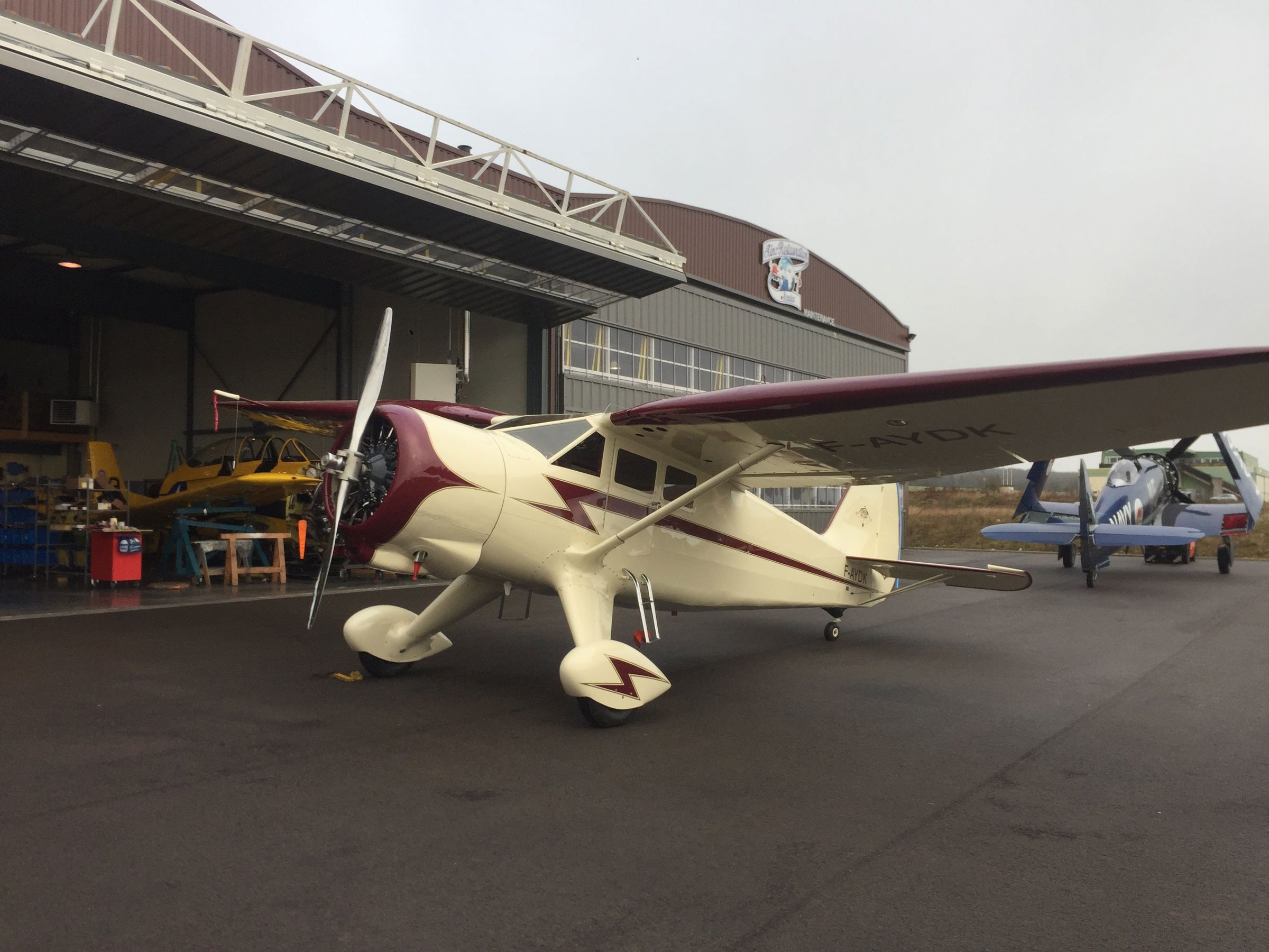 1942 Stinson V-77 Reliant - Exterior