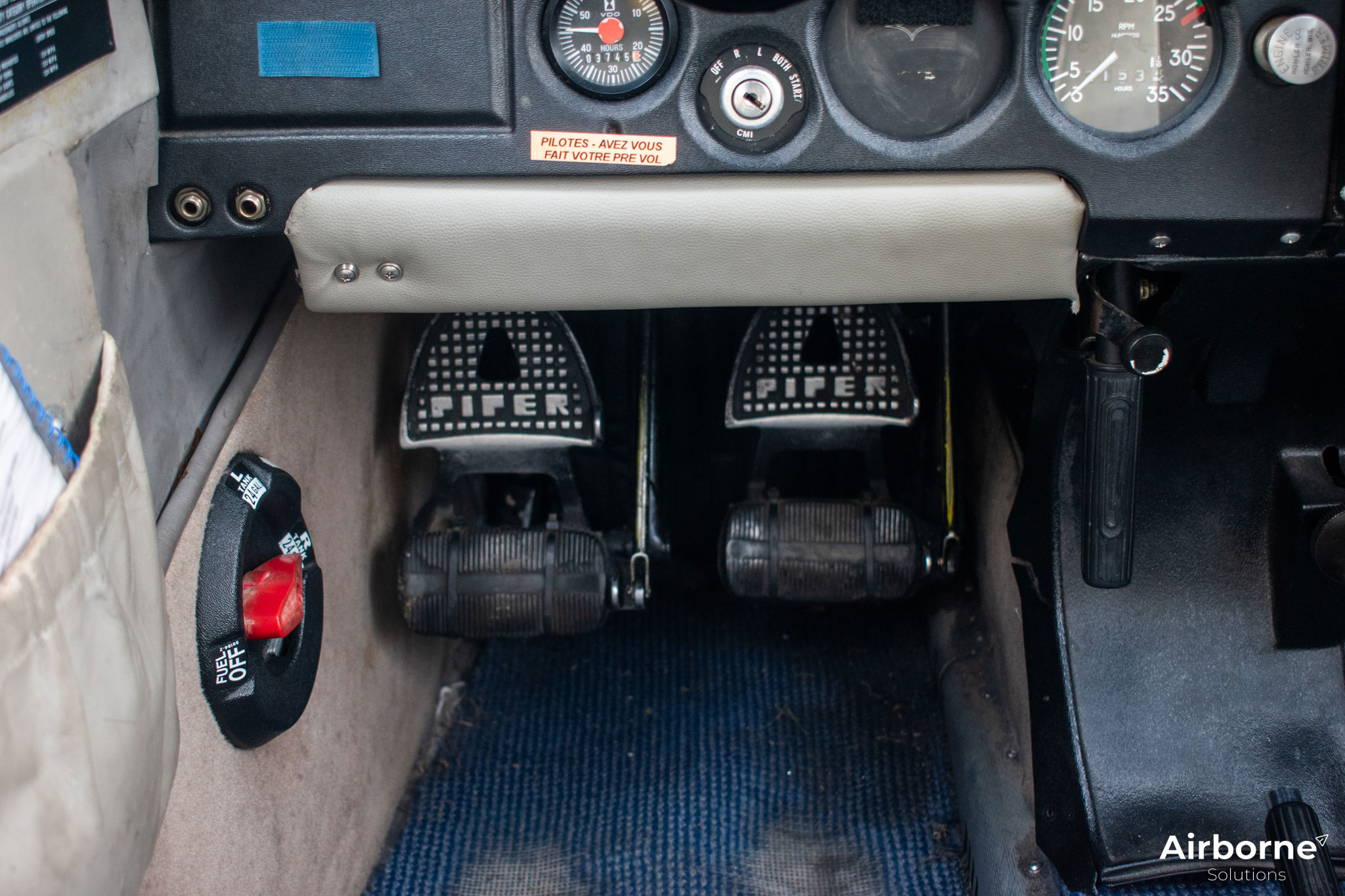 1975 Piper PA-28-151 Cherokee Warrior - Interior