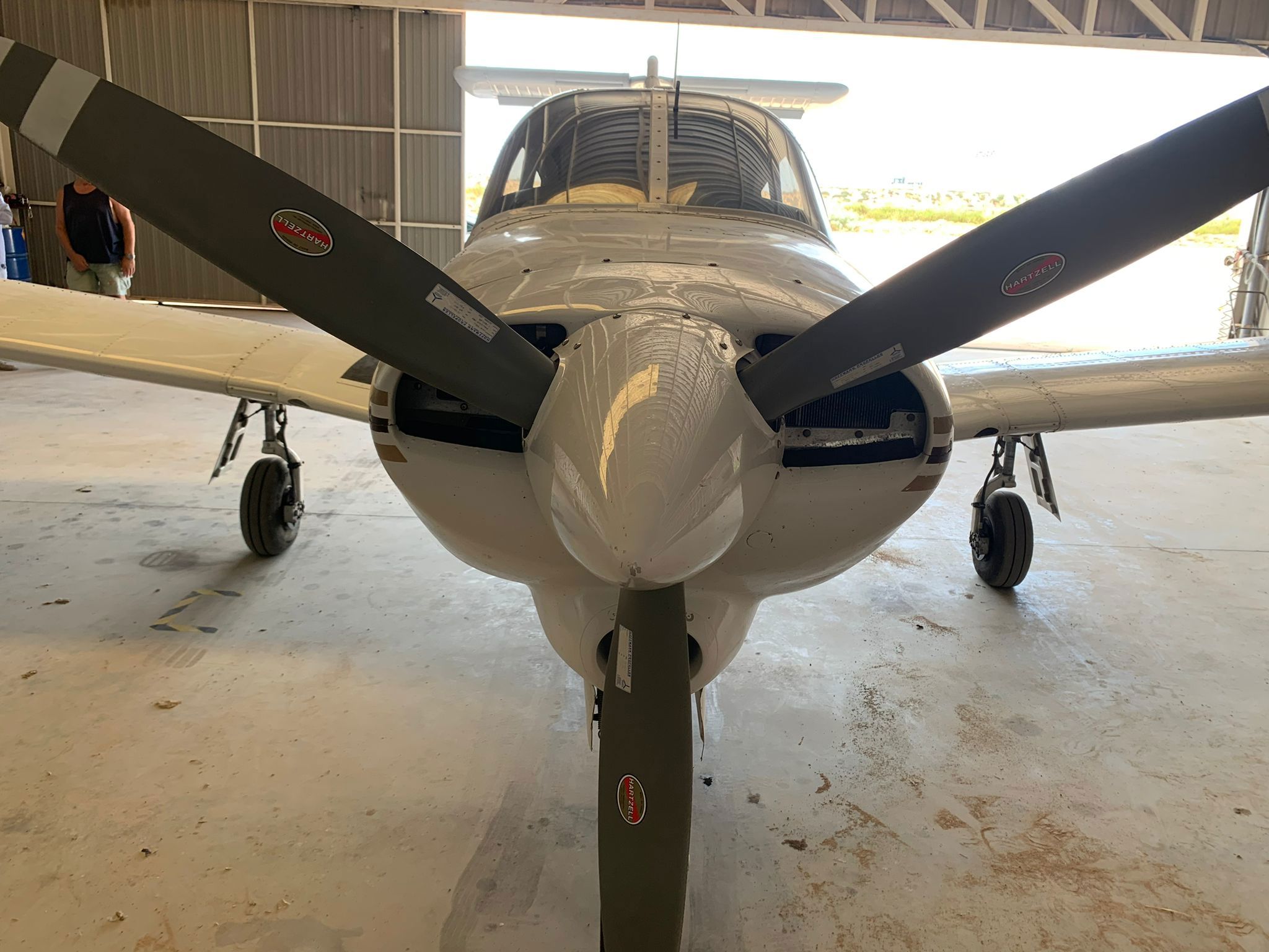 1981 Piper PA-28RT-201T Turbo Arrow IV - Exterior