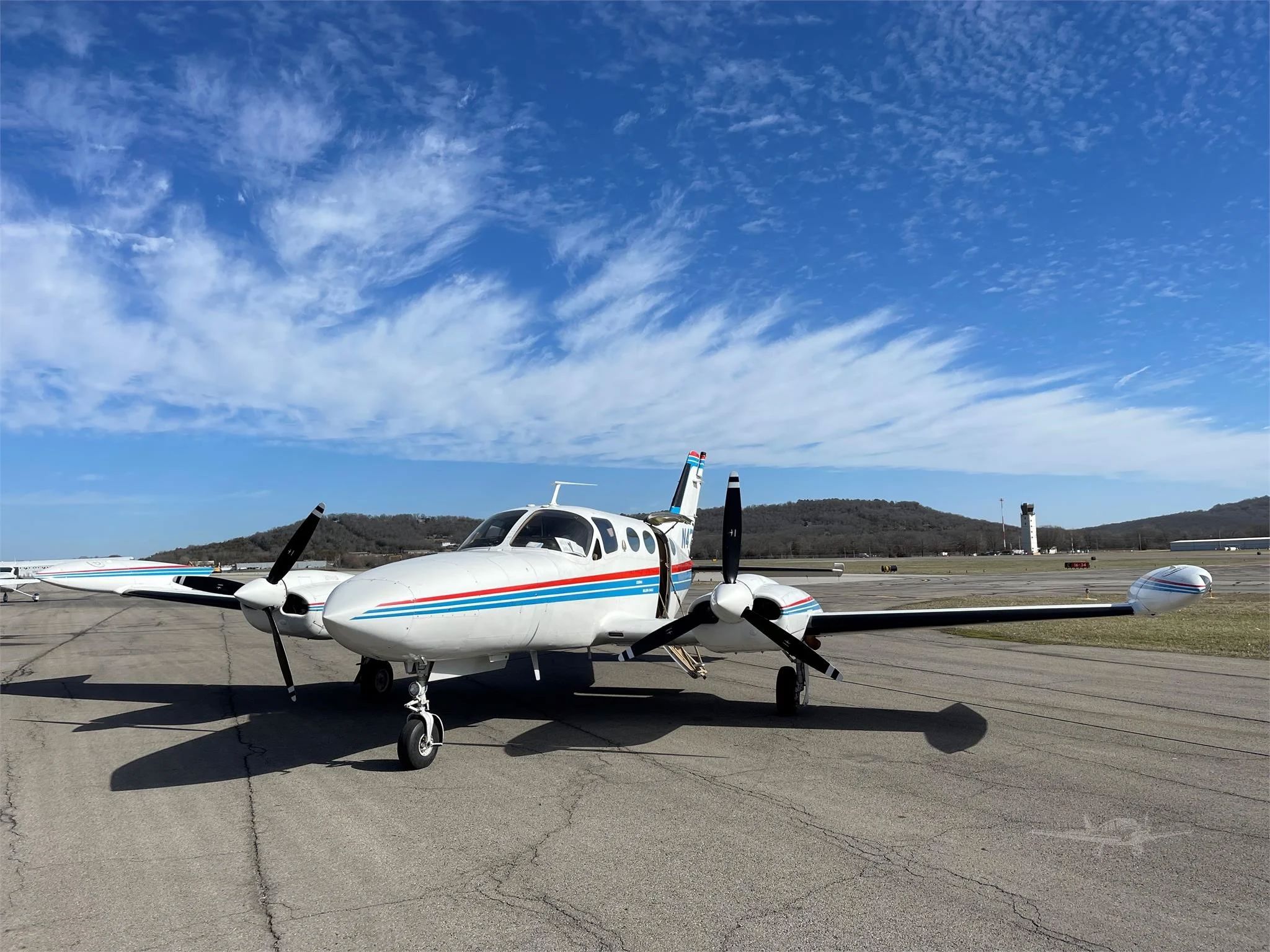 1970 Cessna 421B Golden Eagle/ Executive Commuter - Exterior
