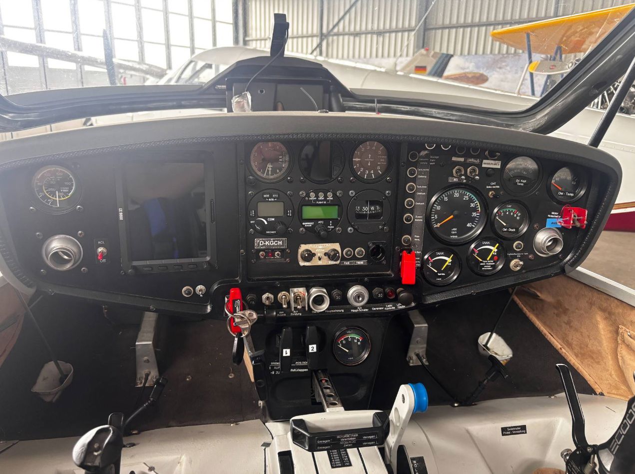 1993 Stemme S10-V - Interior