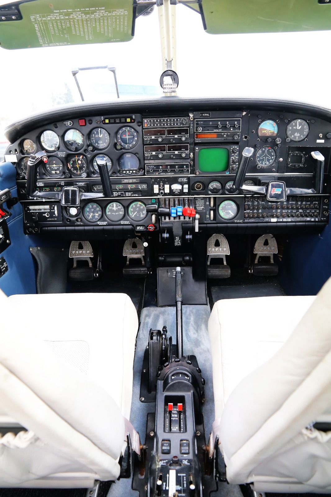 1978 Piper PA-34-200T Seneca II - Interior