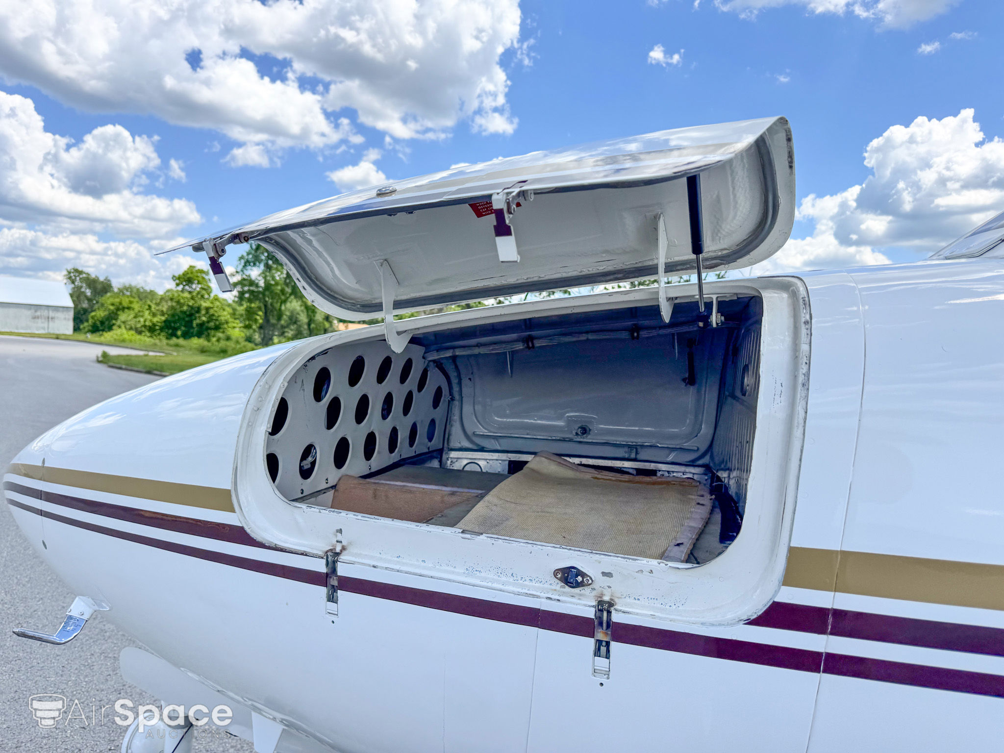 1984 Cessna 340 - Exterior