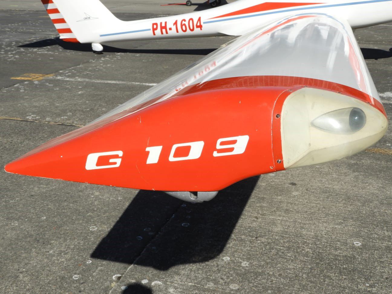 1981 Grob G 109 - Exterior