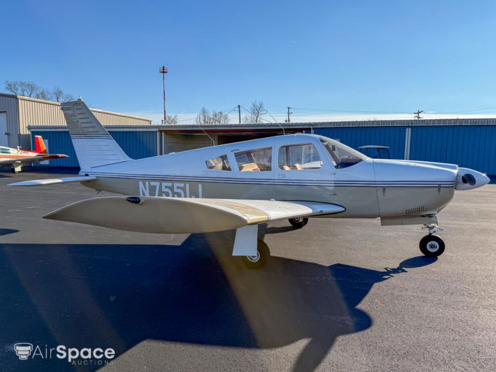 1968 Piper PA-28R-180 Arrow - Exterior