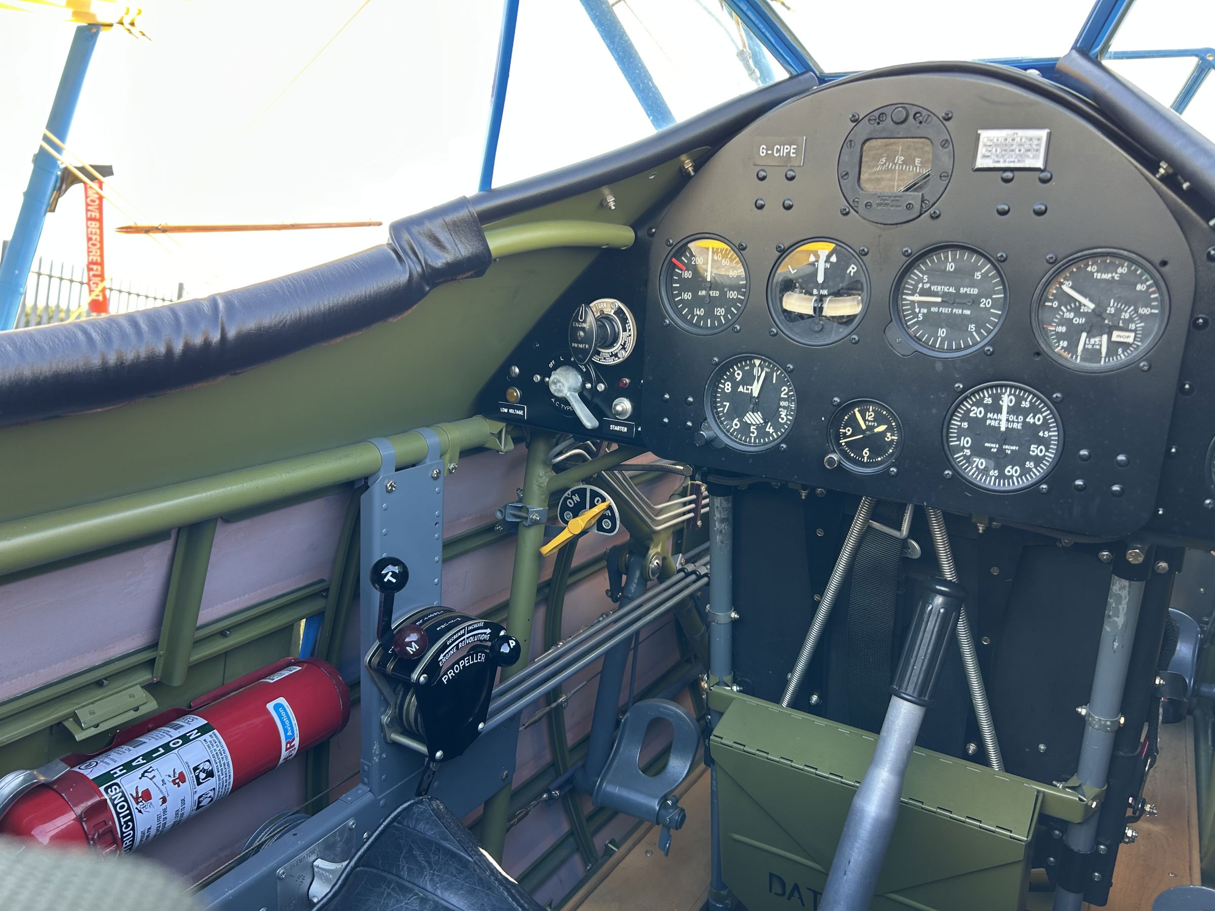 1941 Boeing Stearman A75L3 Kaydet - Interior