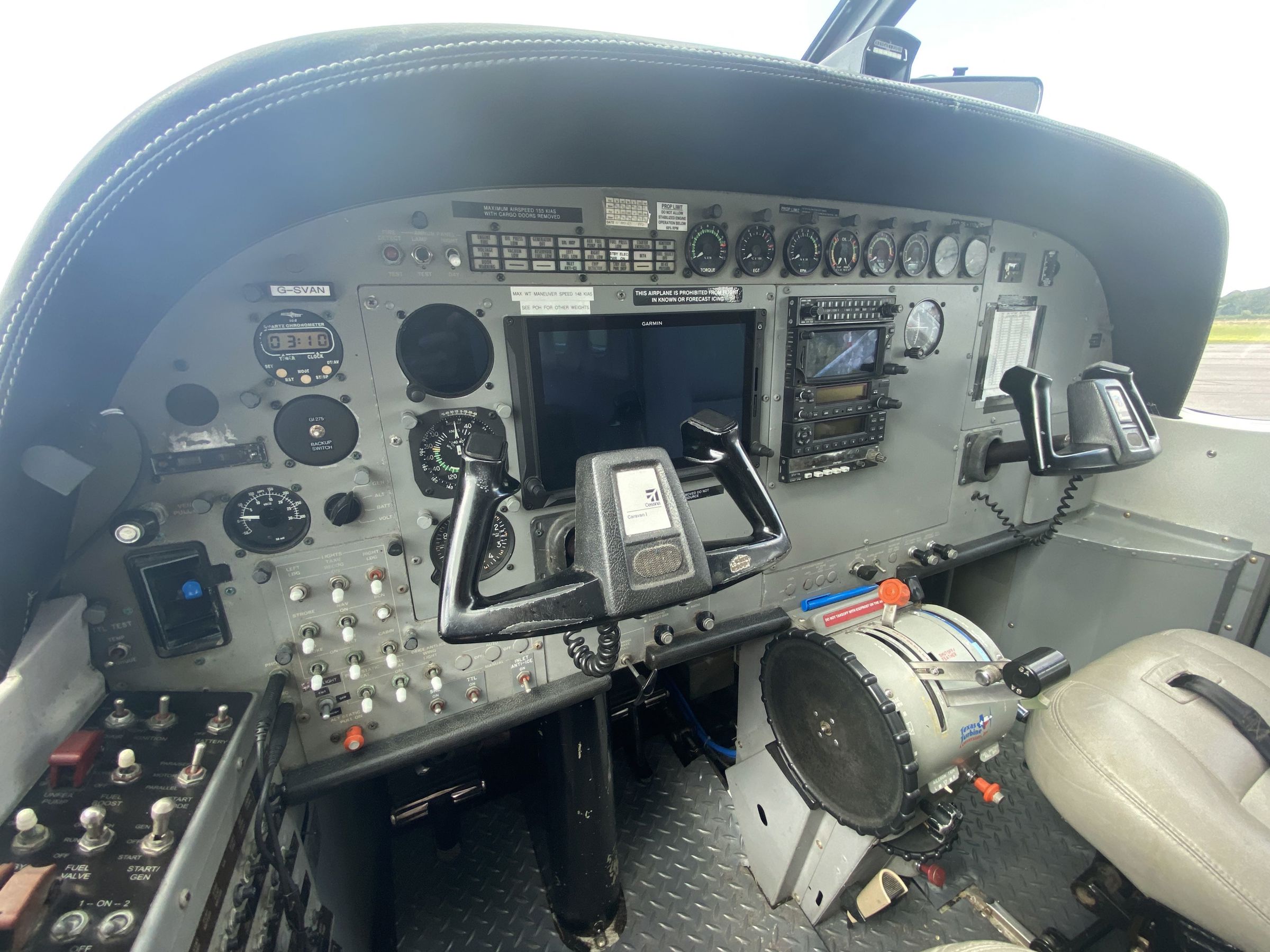 2002 Cessna 208 Supervan 900 - Interior