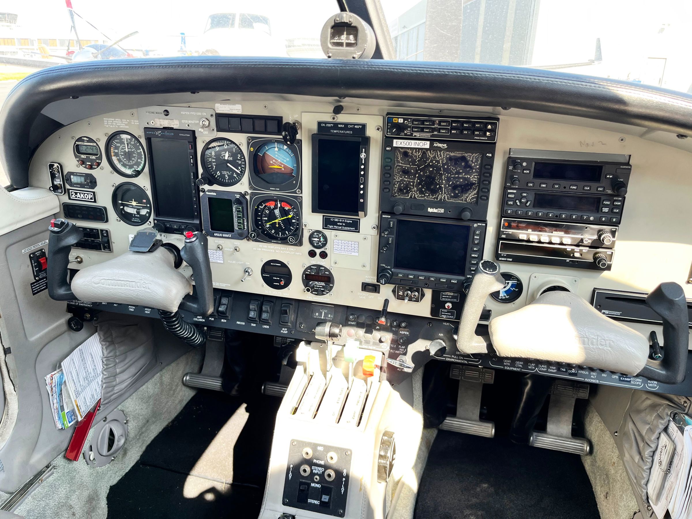 1999 Rockwell Commander 114B - Interior