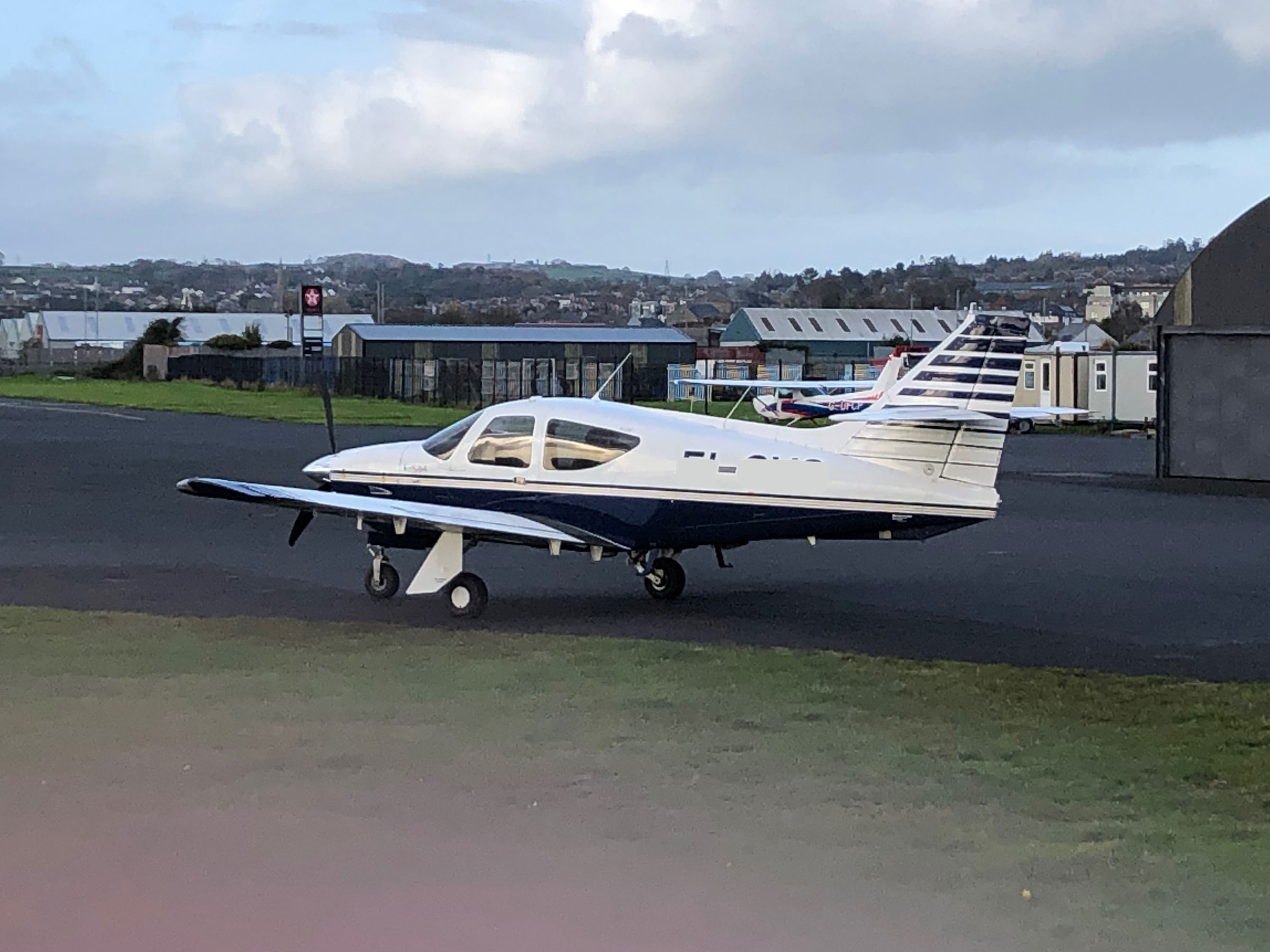 1974 Rockwell Commander 112A - Exterior