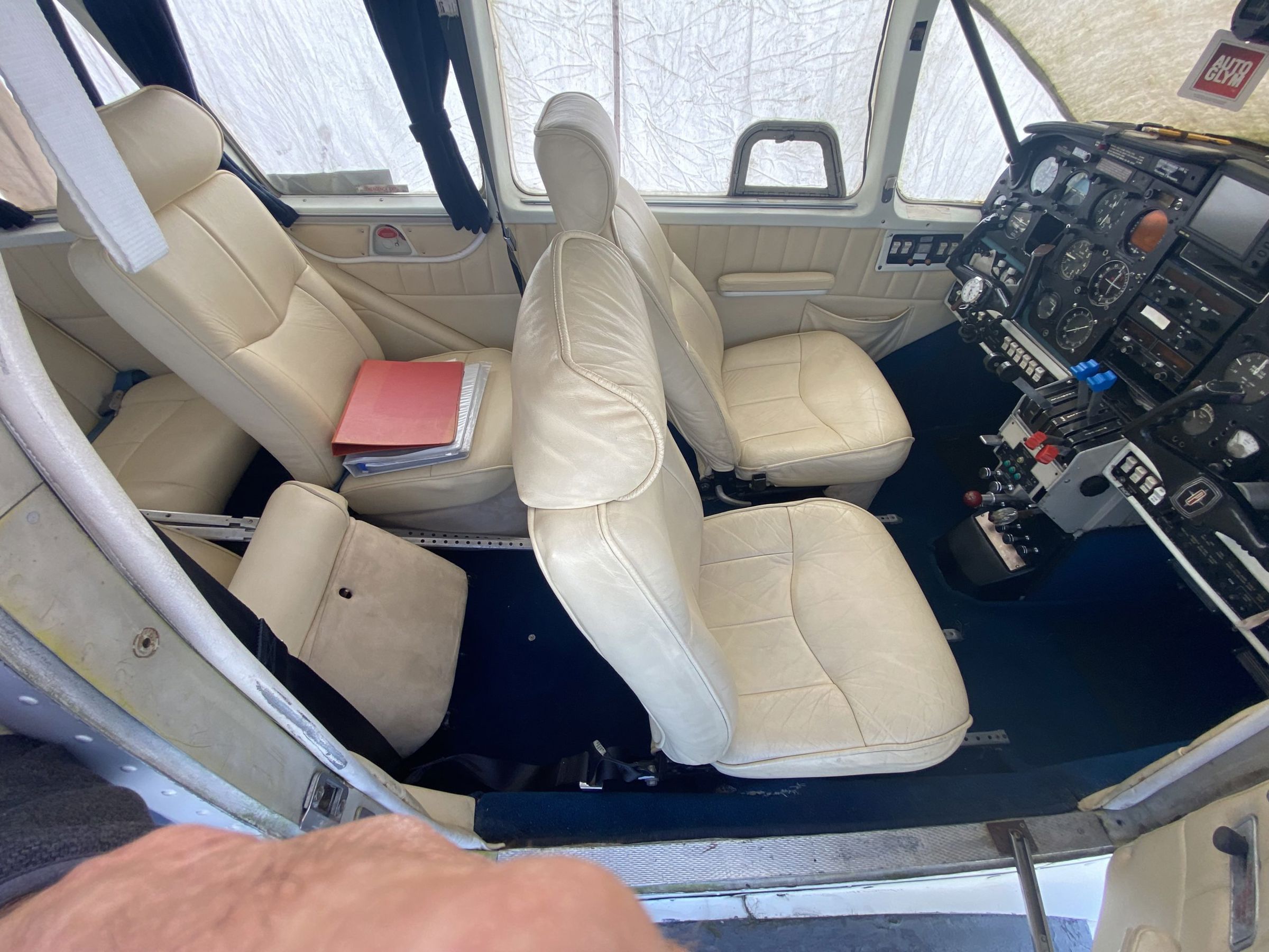 1970 Piper PA-23-250 Aztec - Interior