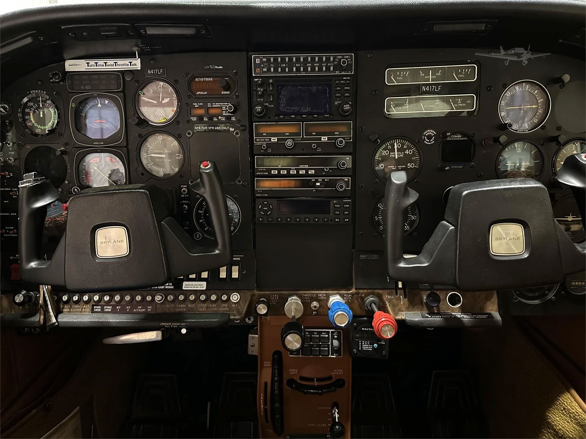 1976 Cessna 182P Skylane - Interior