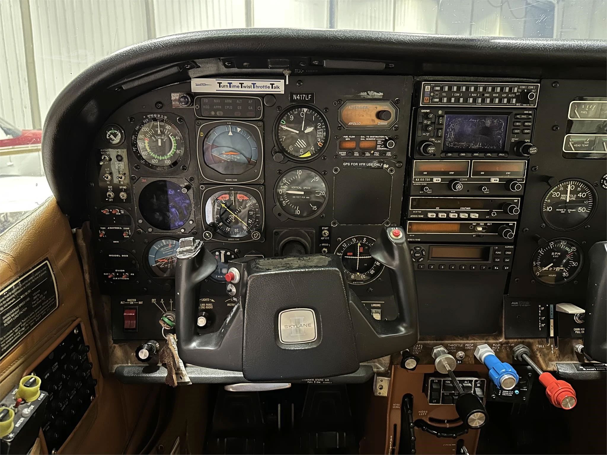1976 Cessna 182P Skylane - Interior