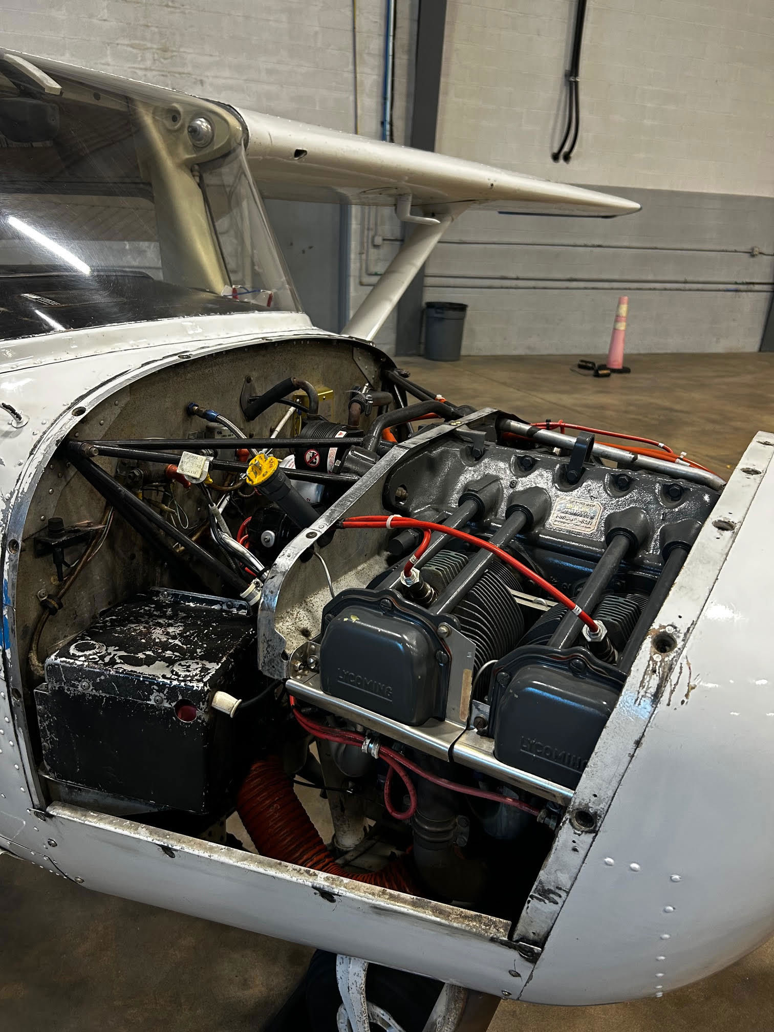 1977 Cessna 152 - Exterior