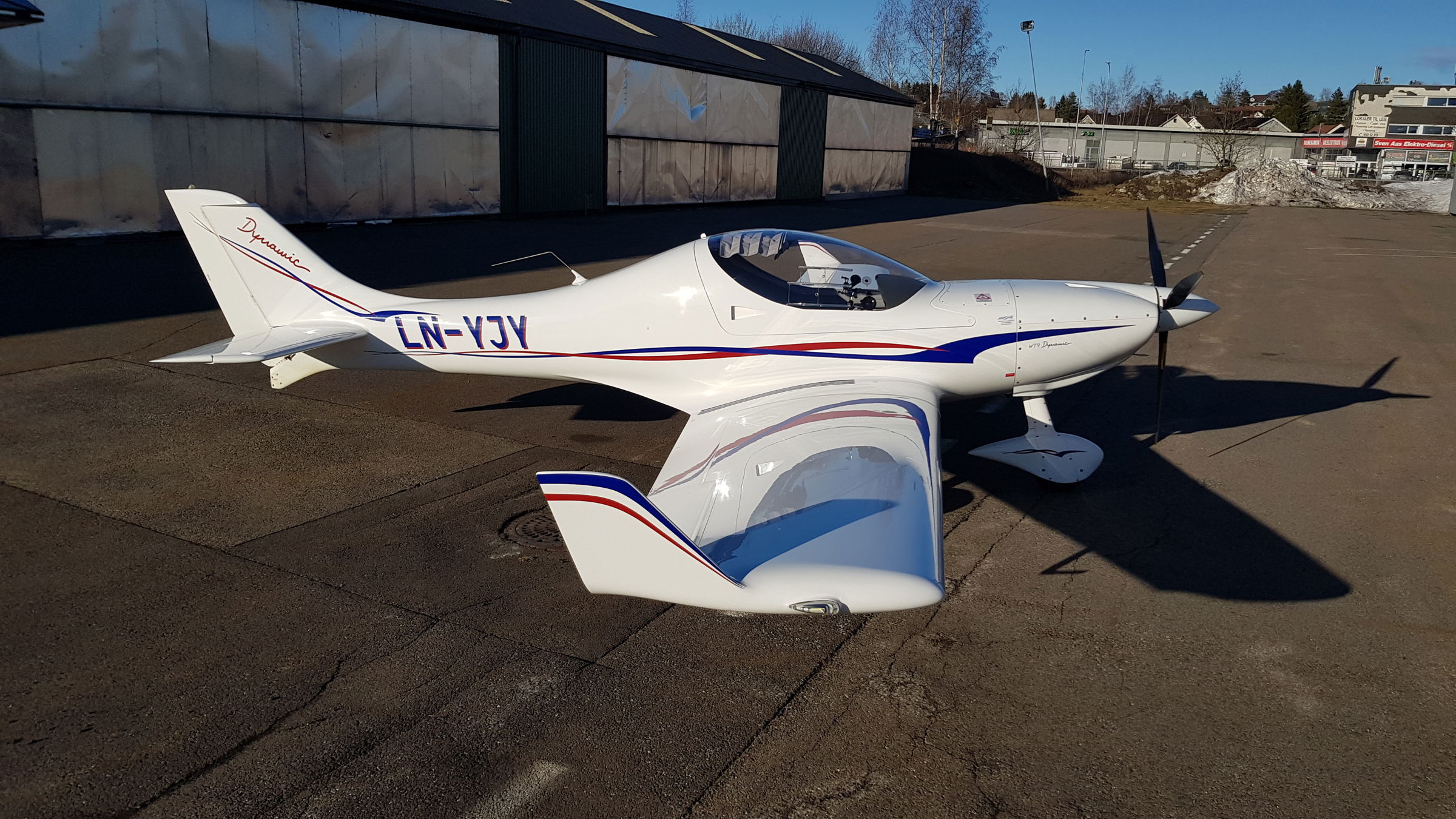 2015 Aerospool WT9 Dynamic Club - Exterior