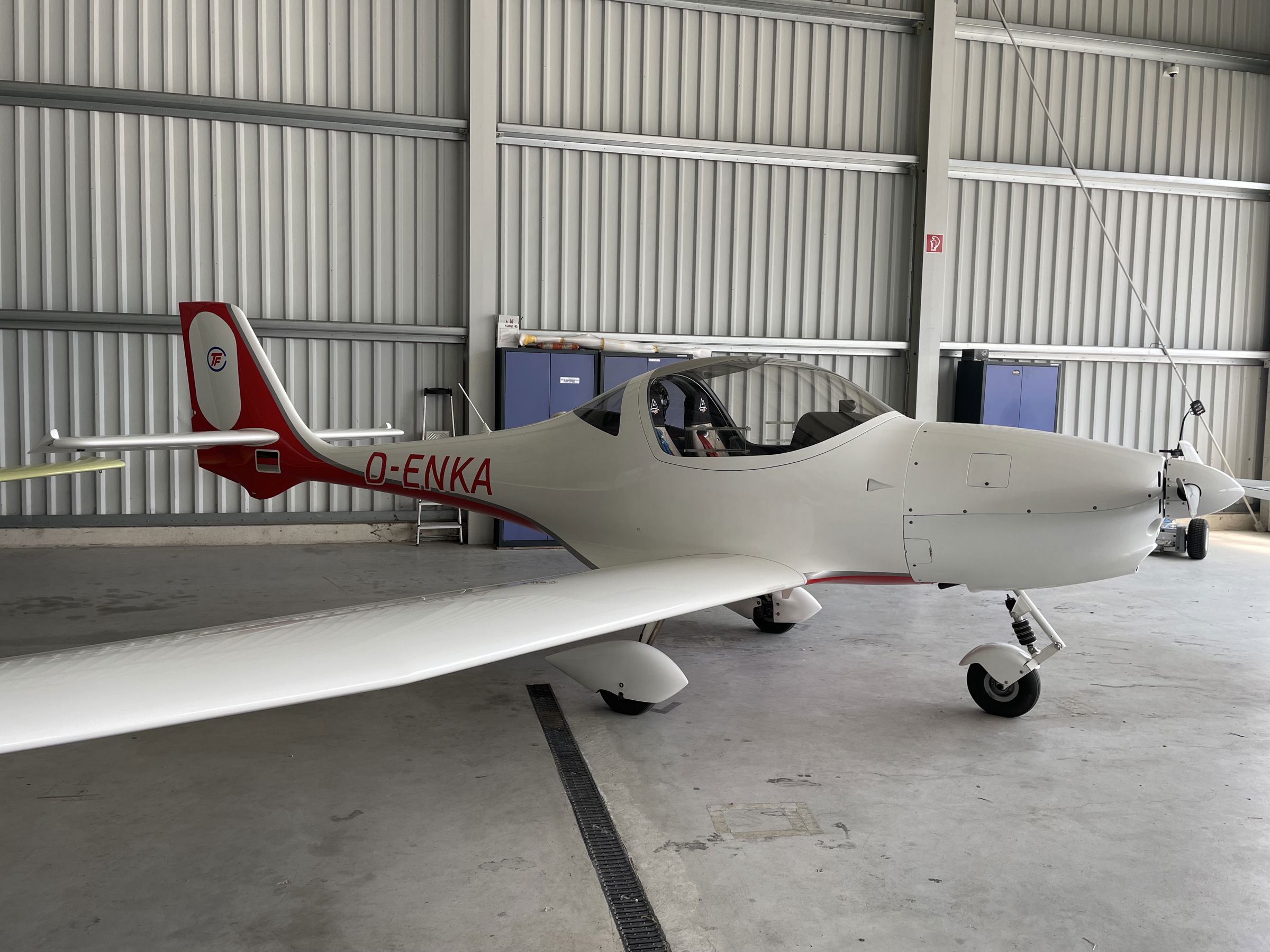 2011 Aquila A-210