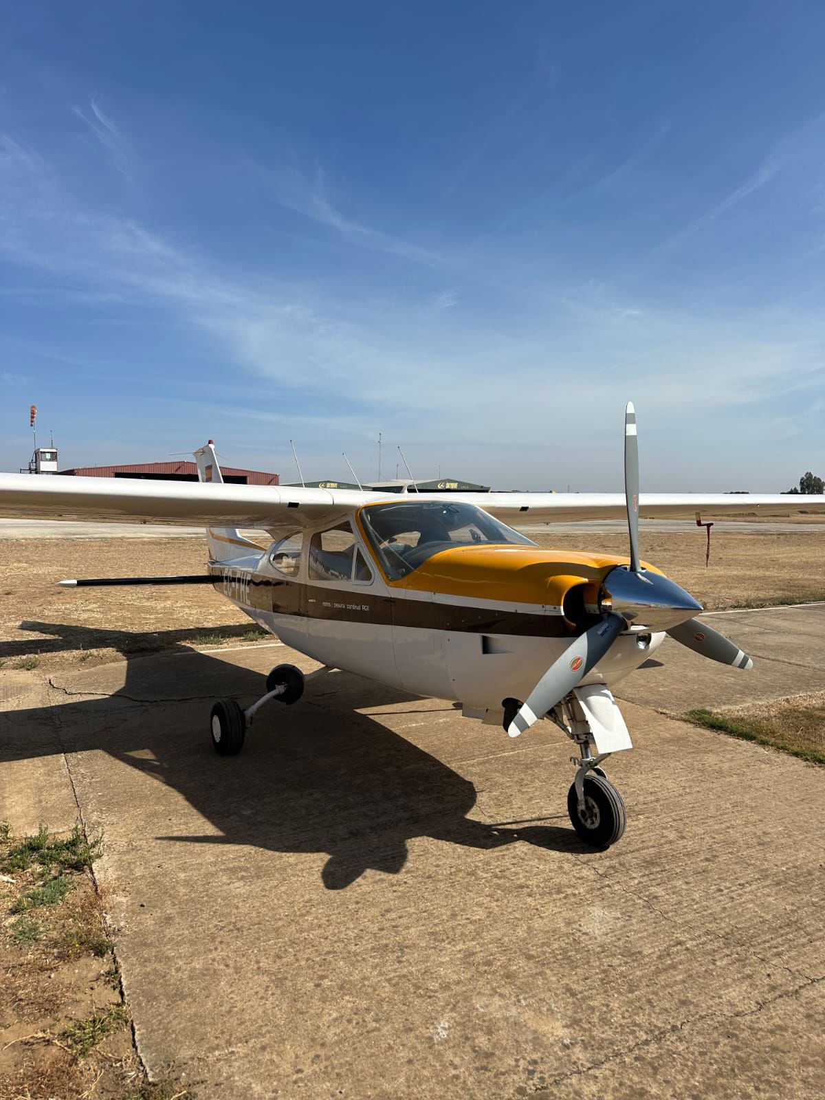 1976 Cessna 177RG Cardinal - Exterior