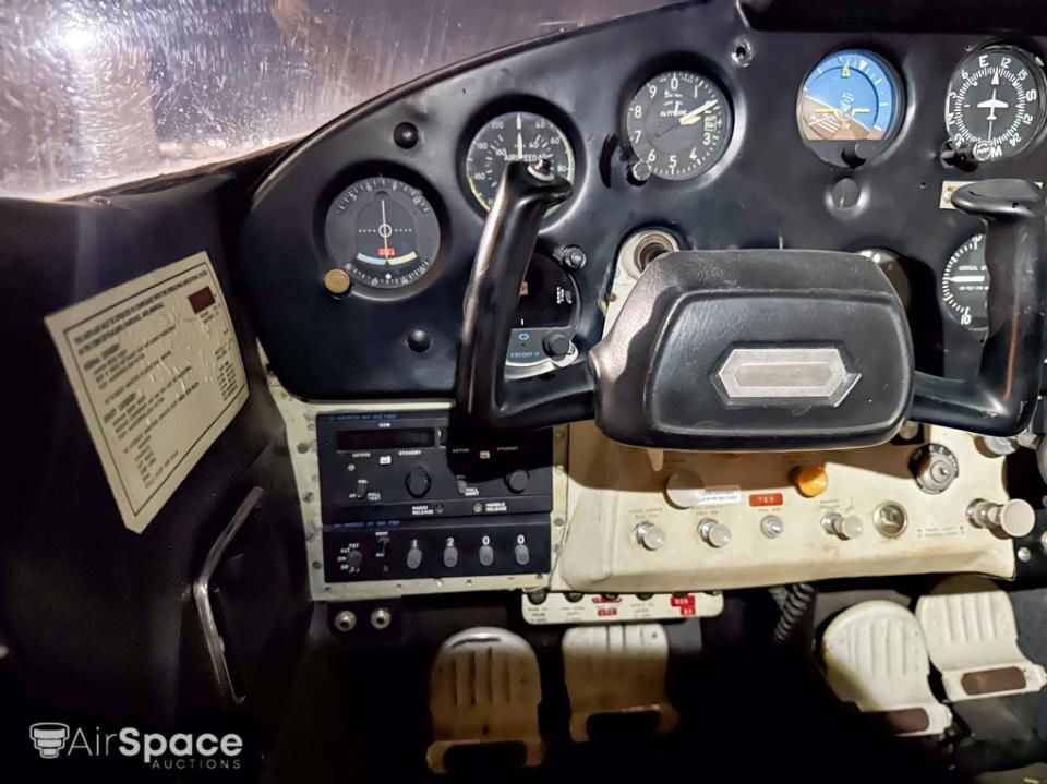 1956 Cessna 172 Skyhawk - Interior