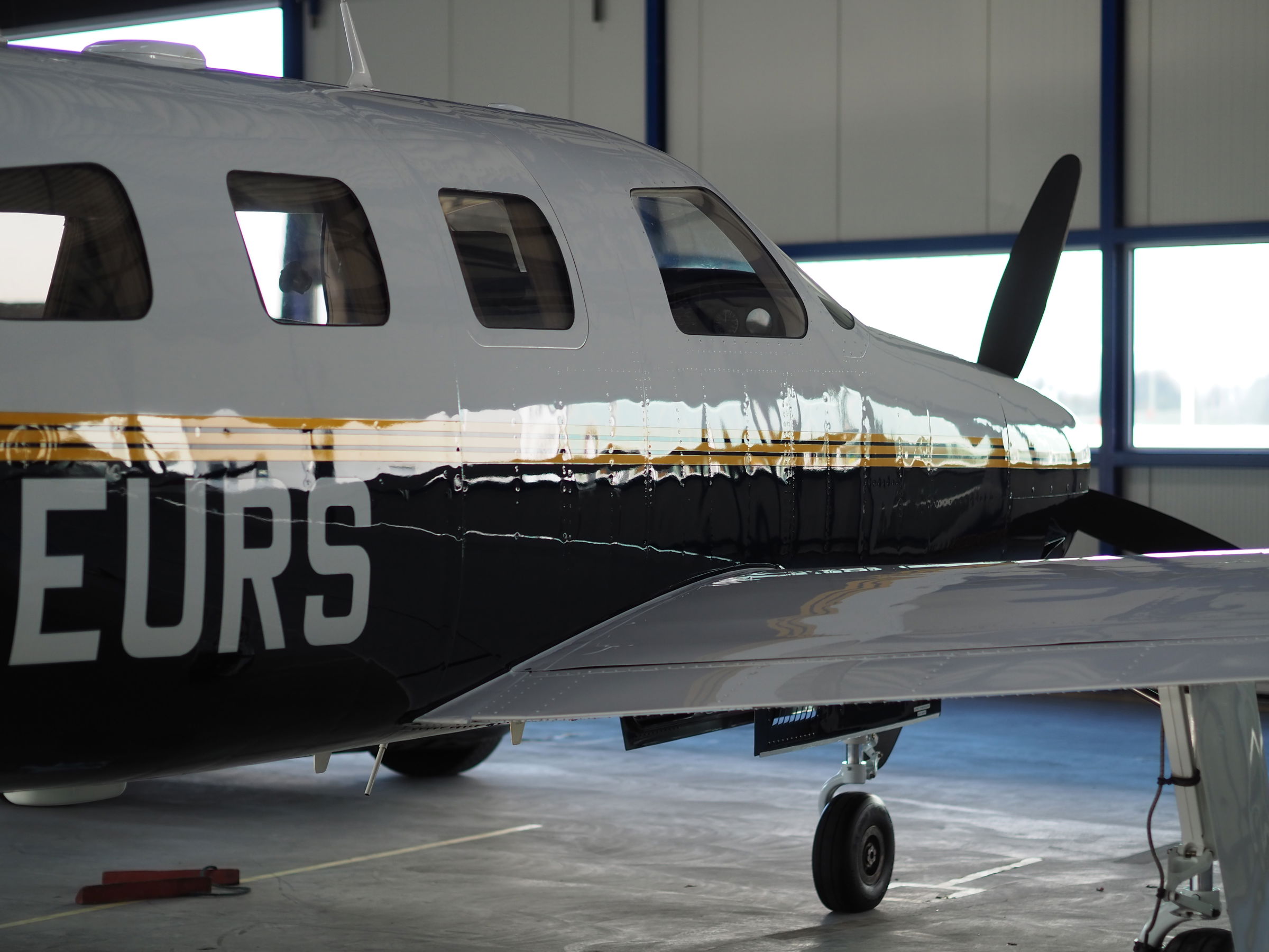 1987 Piper PA-46-310P Malibu - Exterior