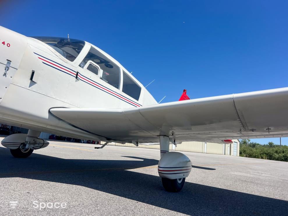 1963 Piper PA-28-140 Cherokee - Exterior