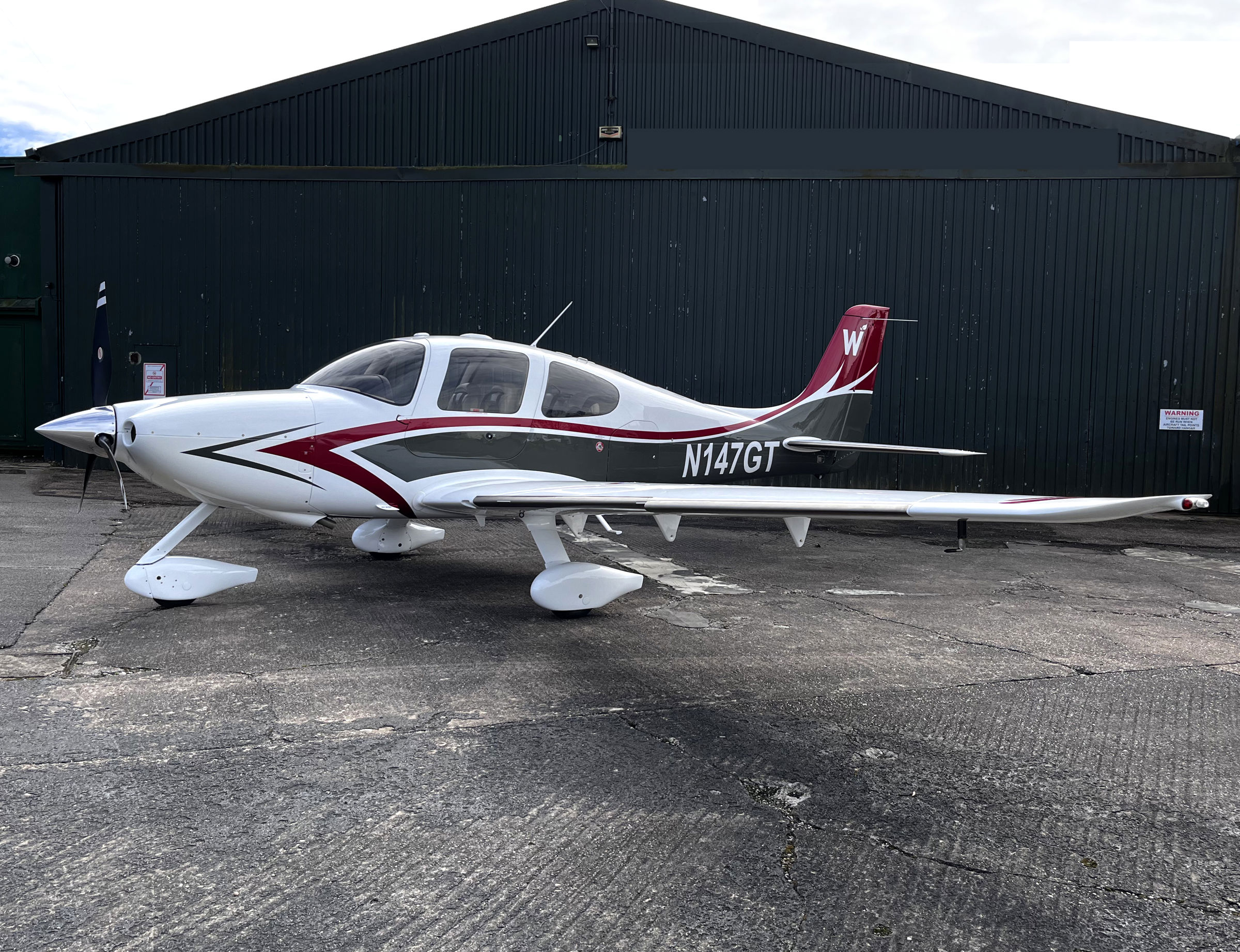 2004 Cirrus SR22 G2 GTS