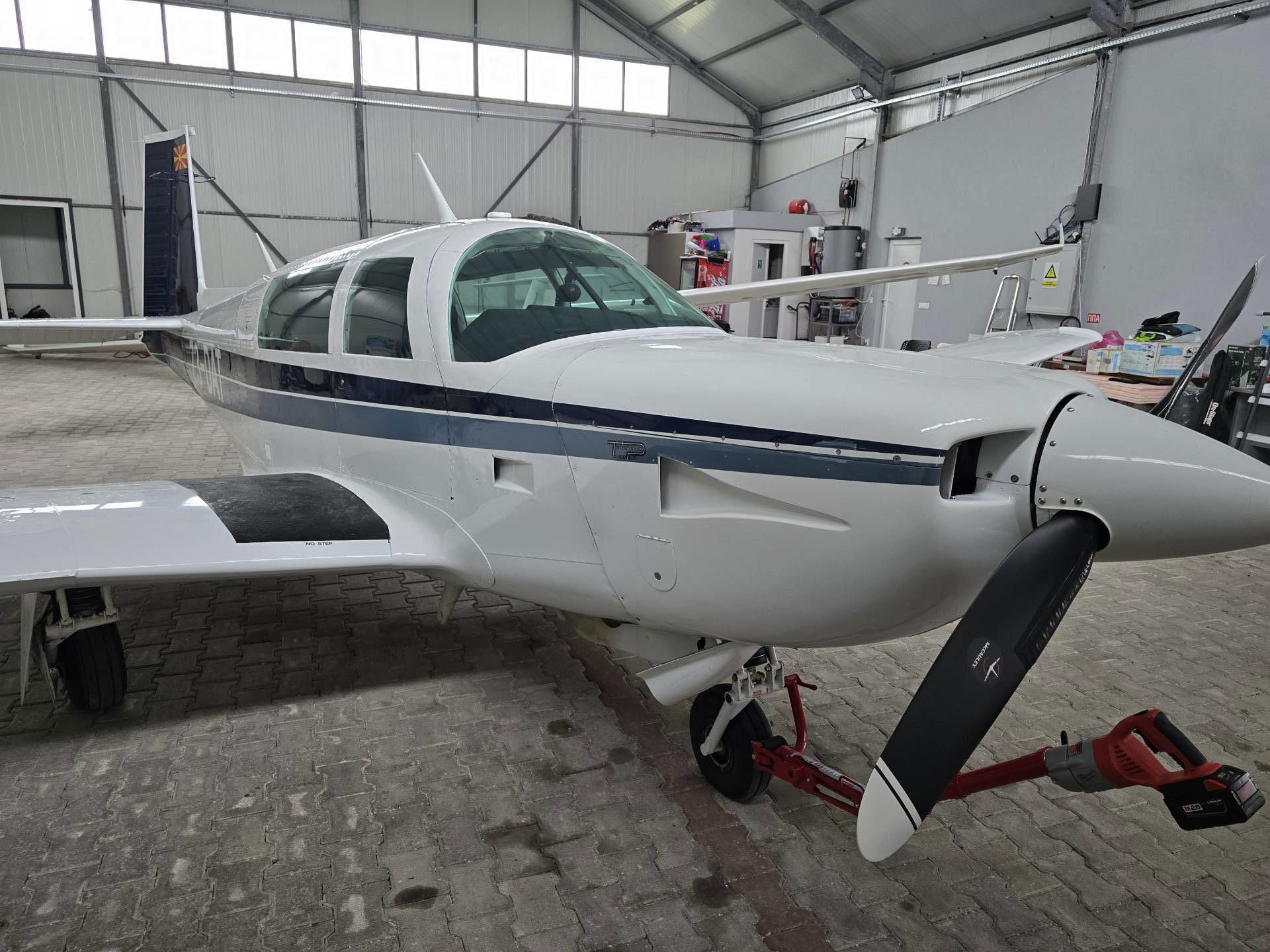 1981 Mooney M20K 231 - Exterior