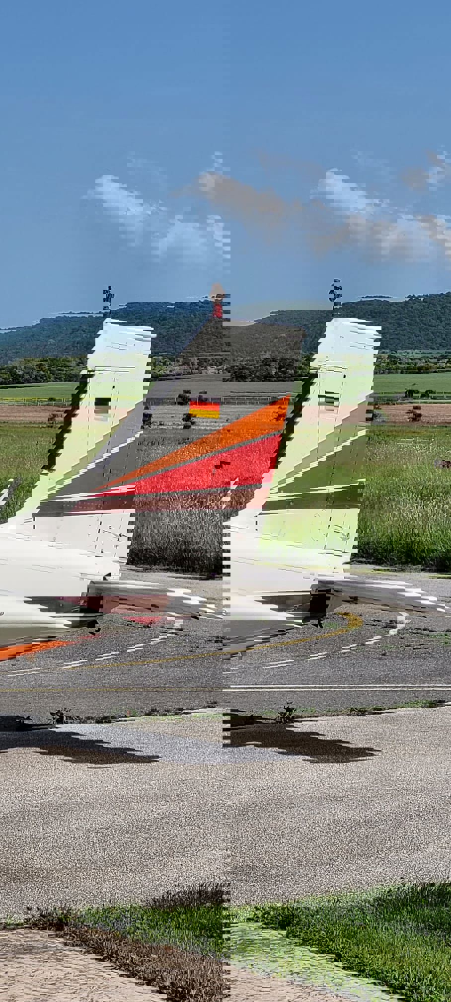 1972 Piper PA-34-200 Seneca - Exterior