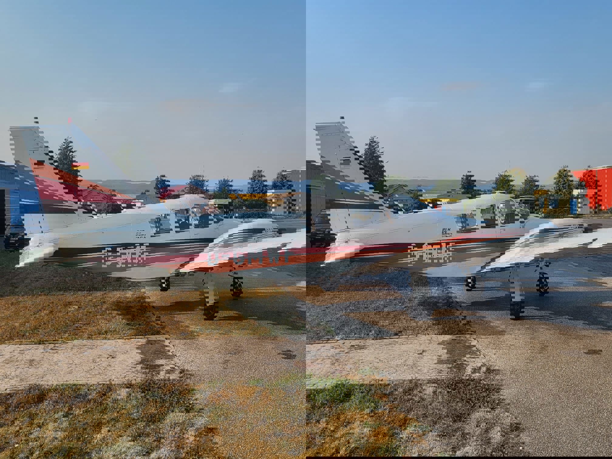 1972 Piper PA-34-200 Seneca - Exterior