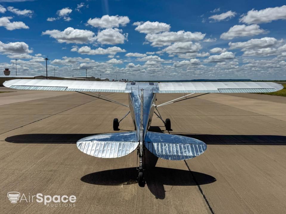 1946 Cessna 140 - Exterior