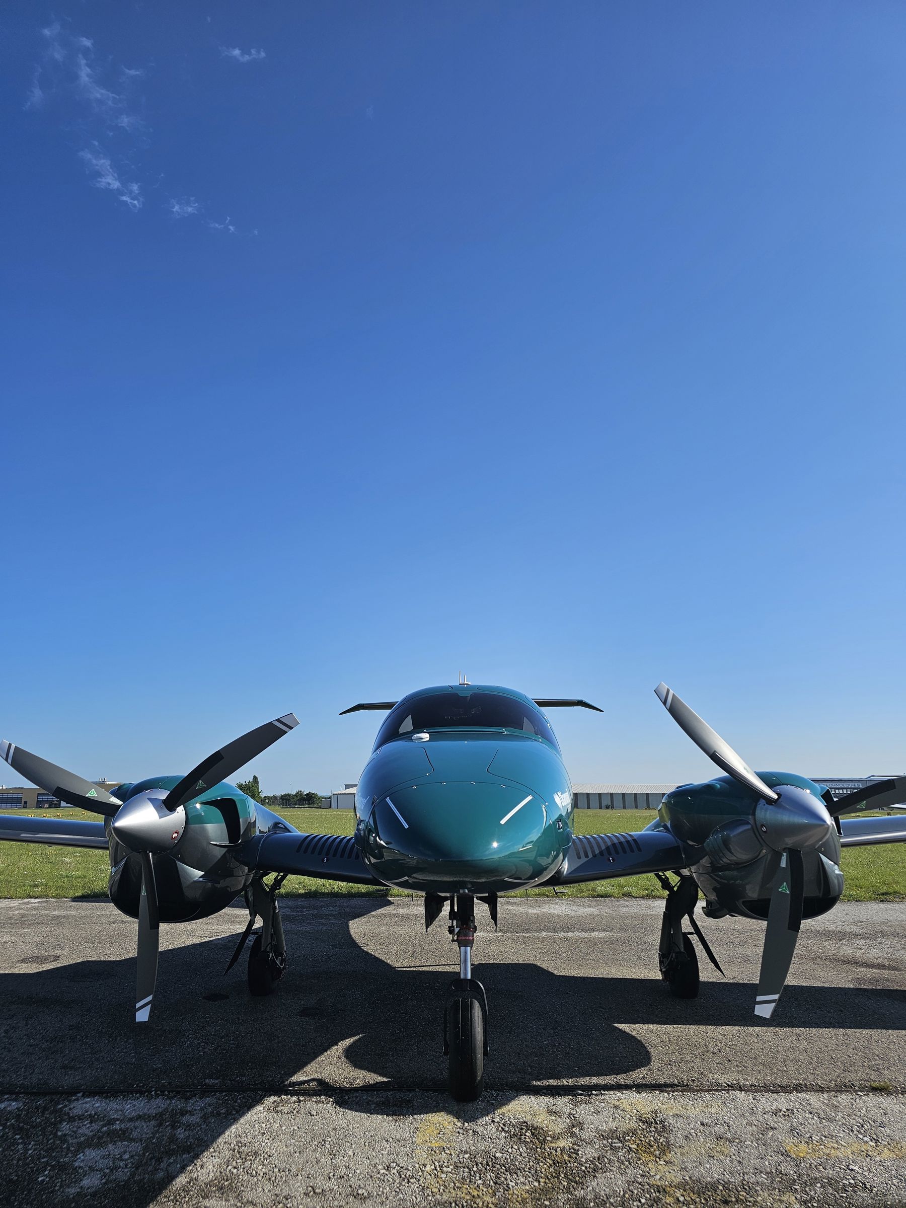 2025 Diamond DA62 - Exterior