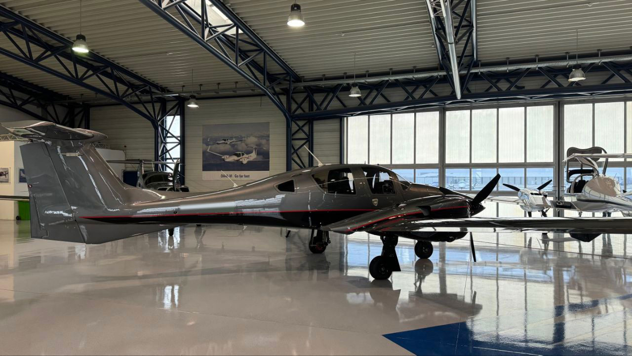 2025 Diamond DA62 - Exterior