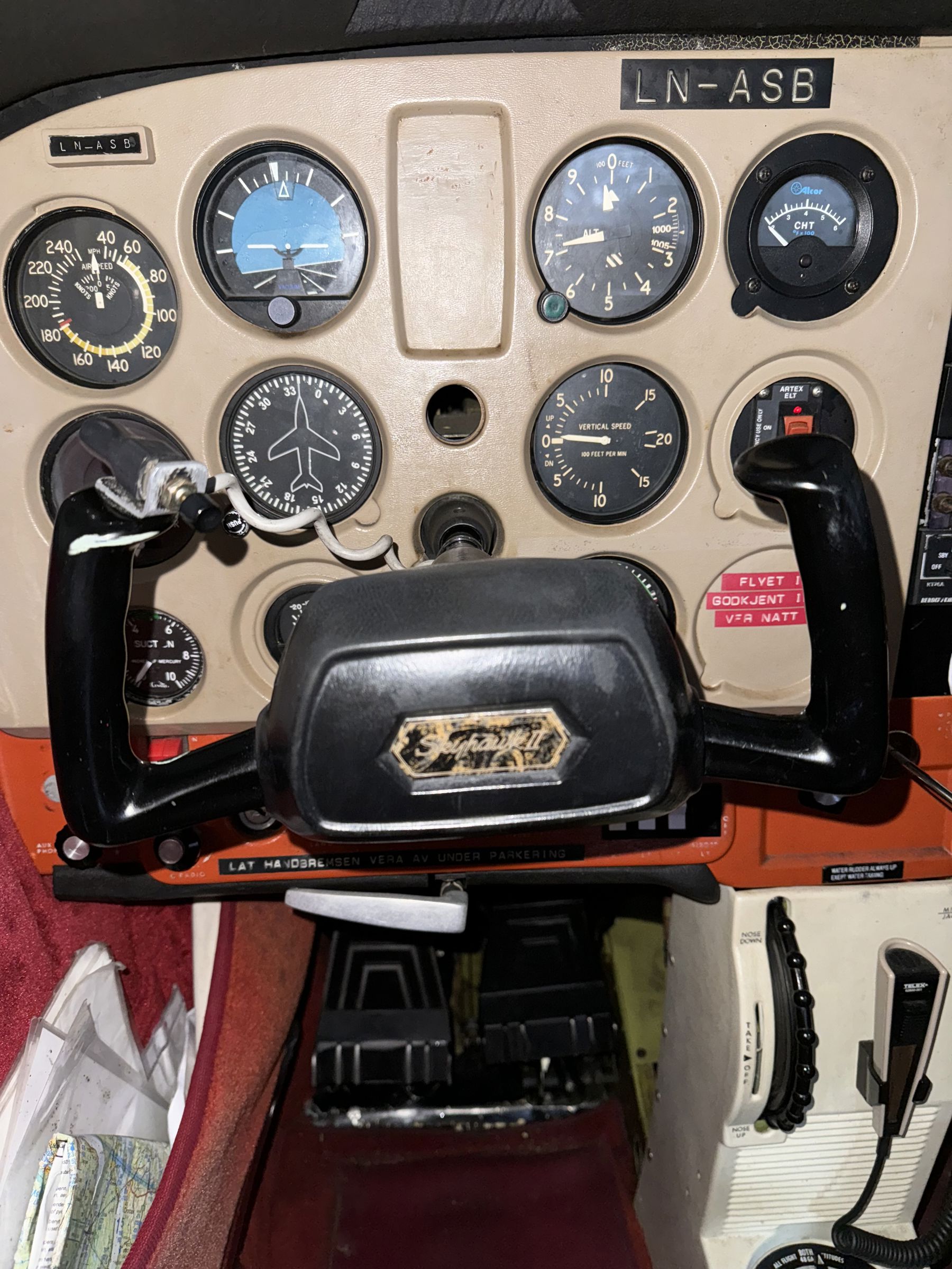 1974 Cessna (Reims) F172M - Interior