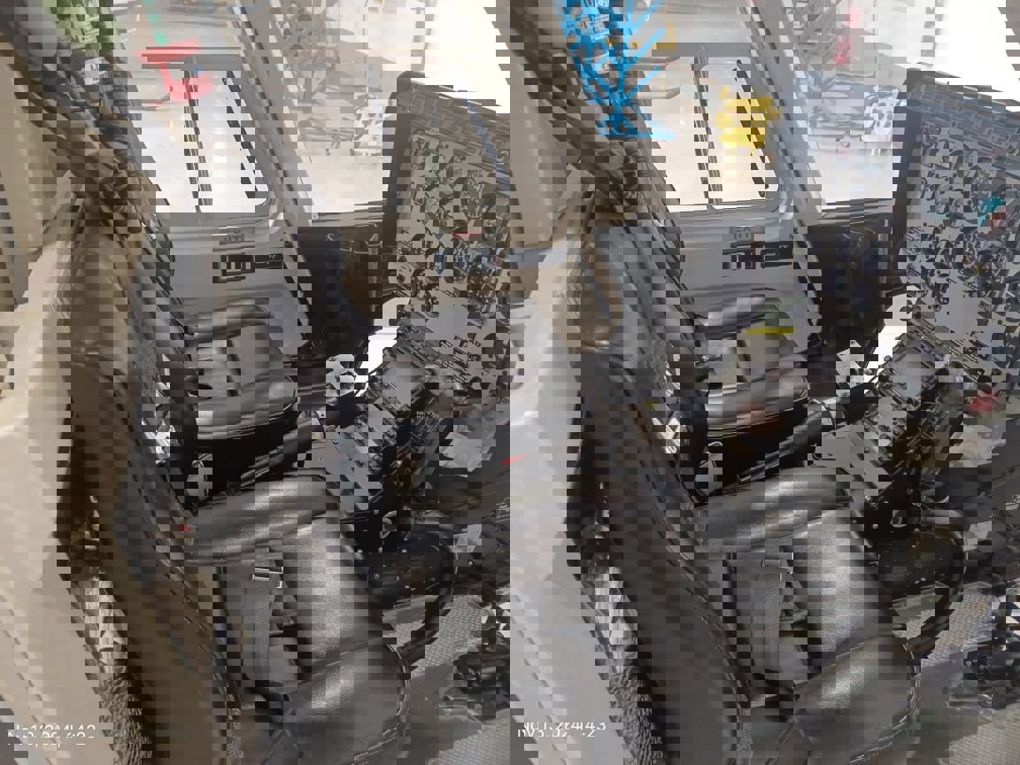2009 Bell 407 - Interior