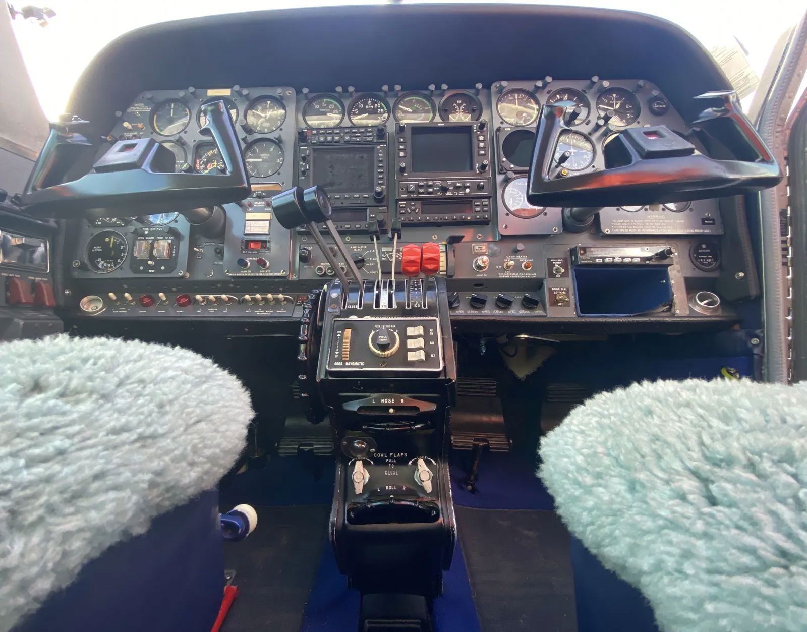 1980 Cessna 310R - Interior