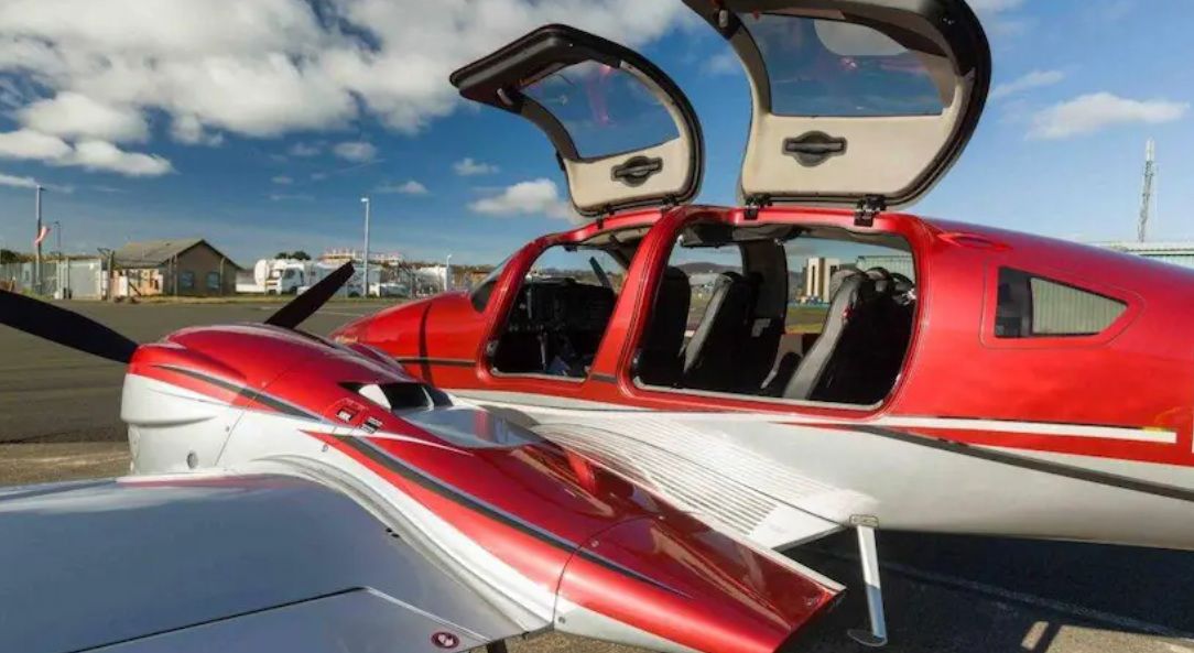 2021 Diamond DA62 - Exterior