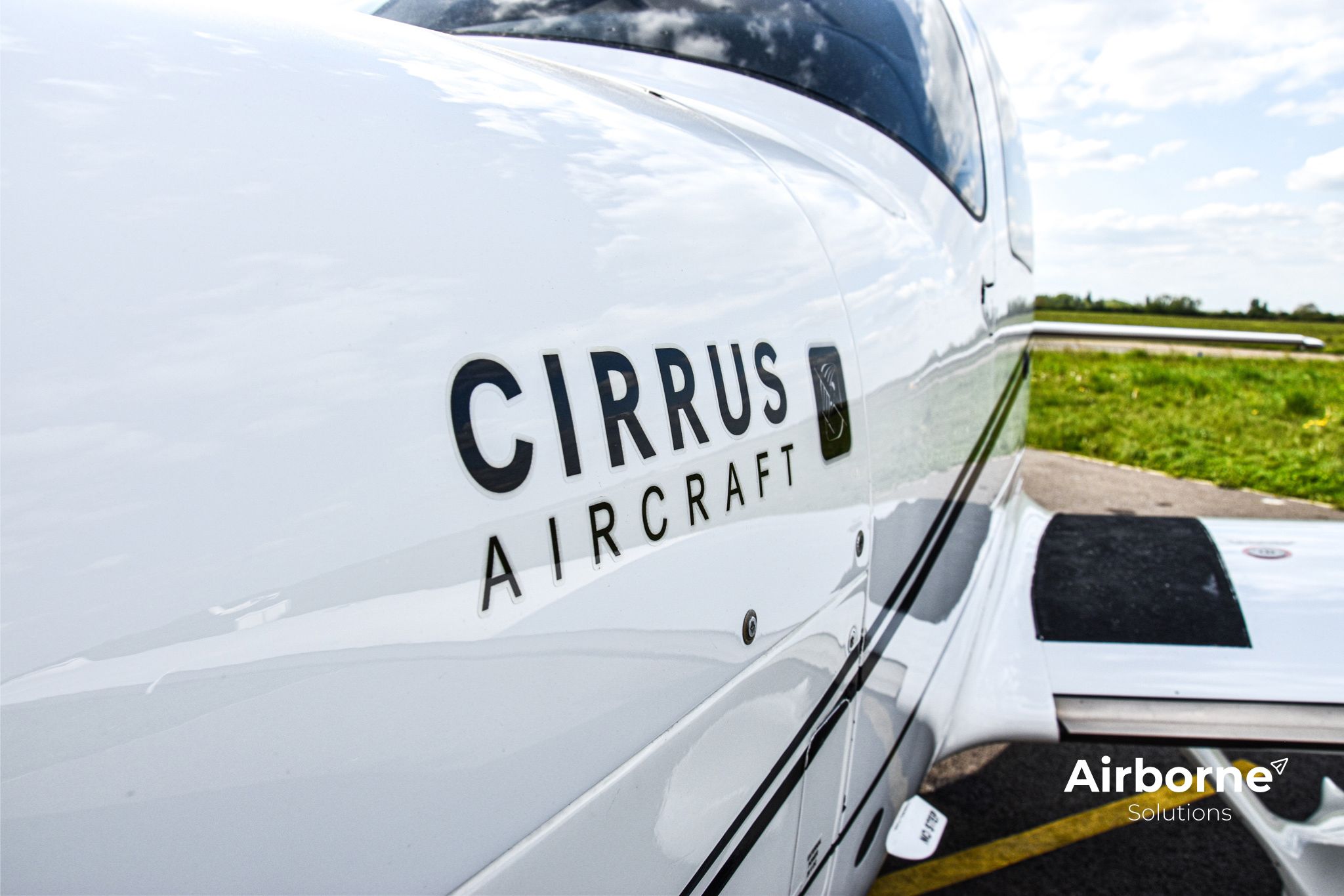 2013 Cirrus SR22 G5 - Exterior