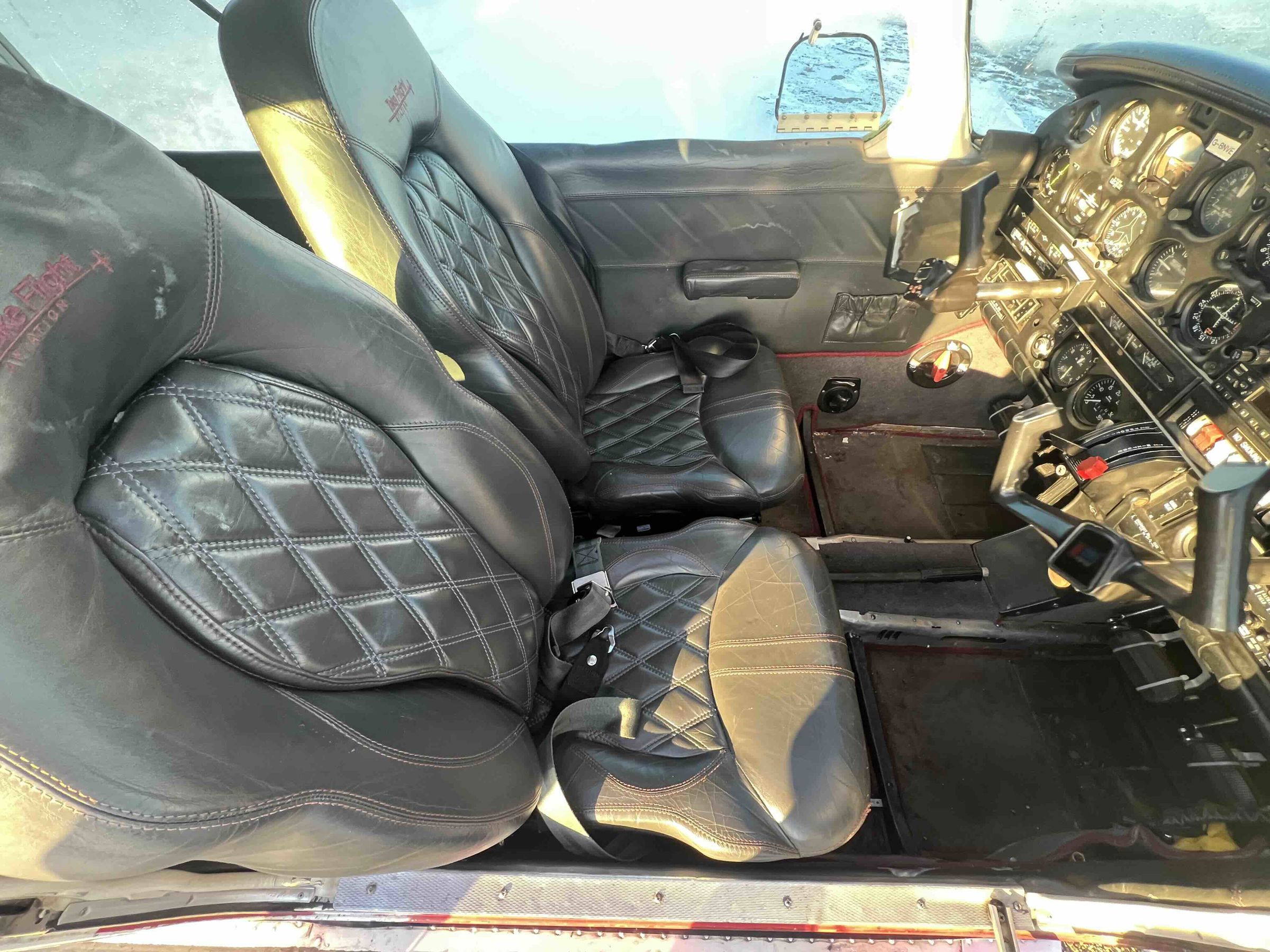 1984 Piper PA-28-181 Archer II - Interior
