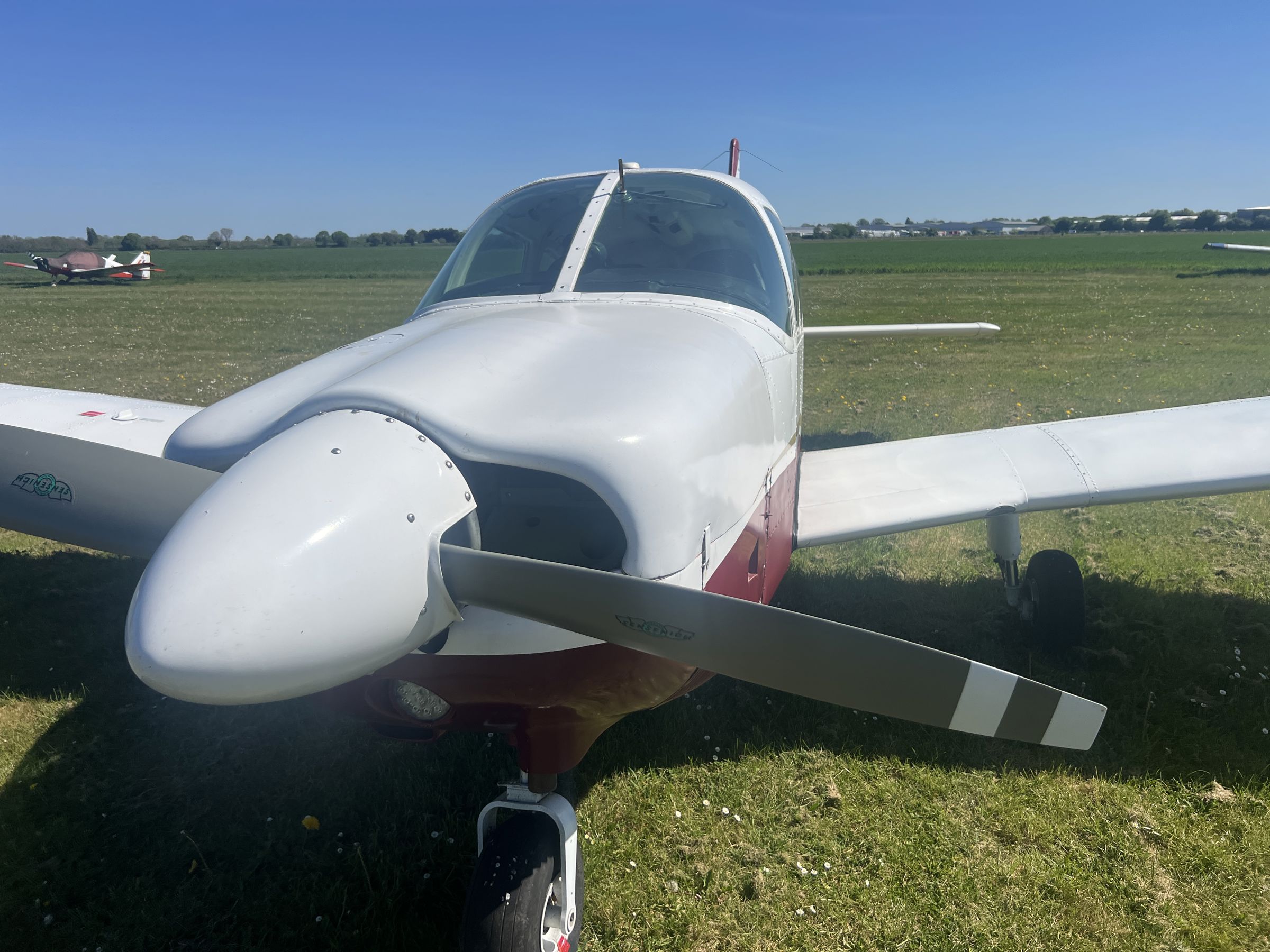 1984 Piper PA-28-181 Archer II - Exterior